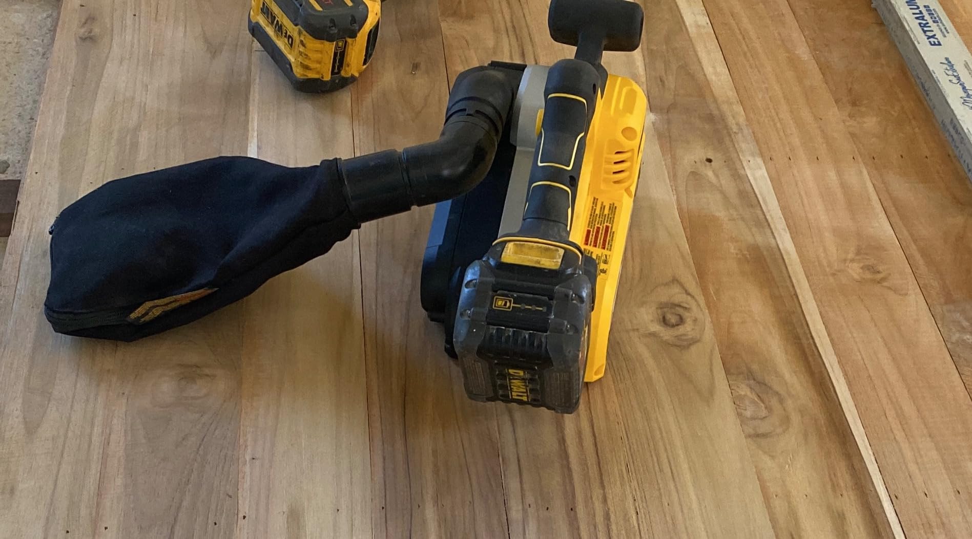 DEWALT 20V MAX* Belt Sander, Cordless, Brushless, Tool Only (DCW220B) customer photo 1
