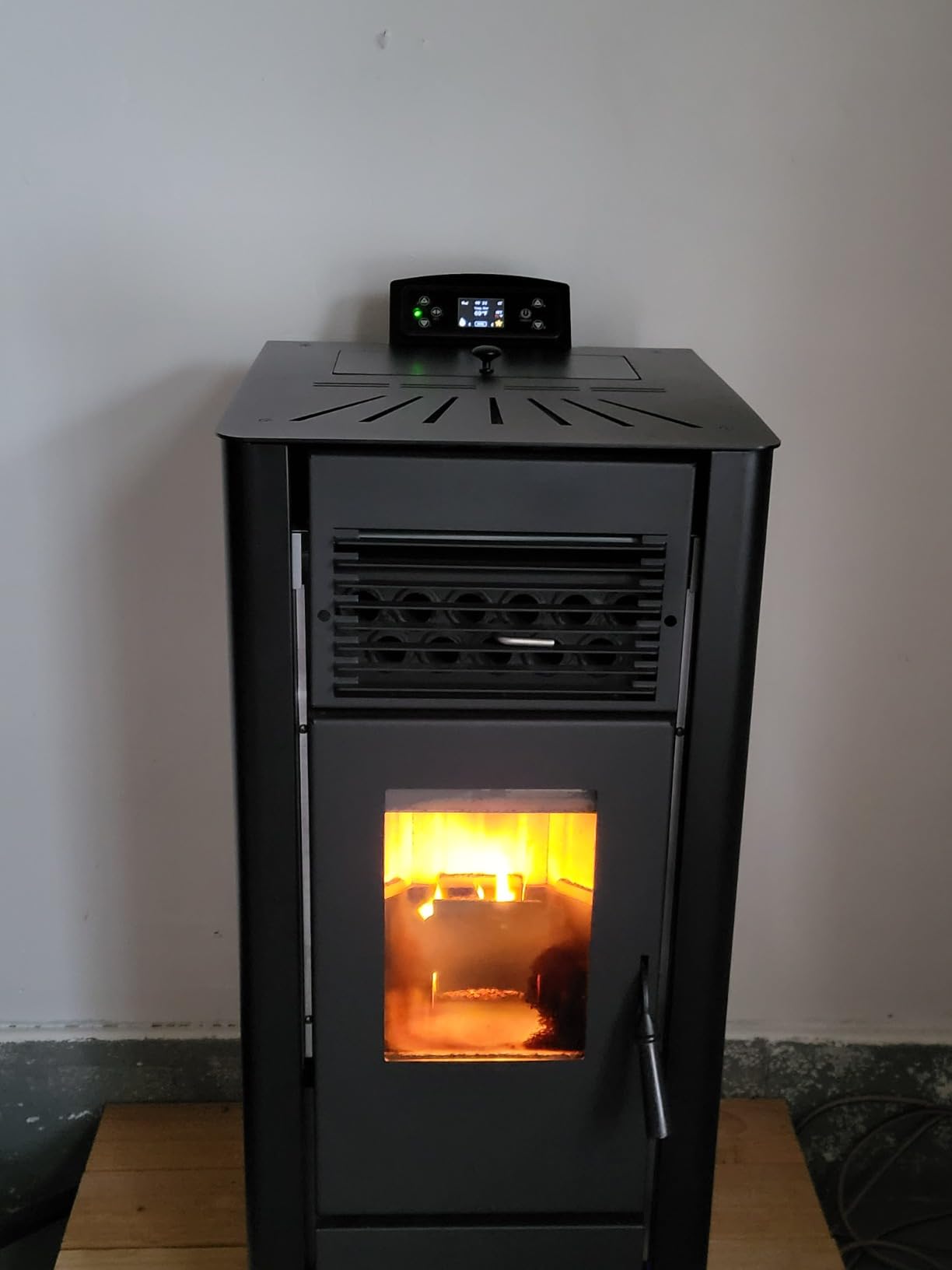 Freedom Stove PS21 Freestanding Pellet Stove, WiFi, 5-Yr Warranty customer photo 2