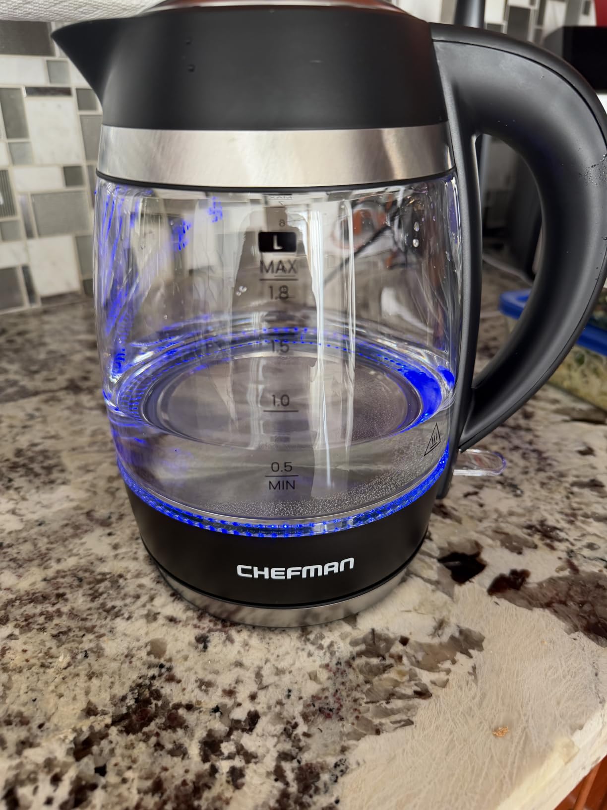 Chefman Electric Kettle, 1.8L 1500W, Hot Water Boiler, Removable Lid for Easy Cleaning, Auto Shut Off, Boil-Dry Protection, Stainless Steel Filter, BPA Free, Borosilicate Glass Electric Tea Kettle customer photo 2