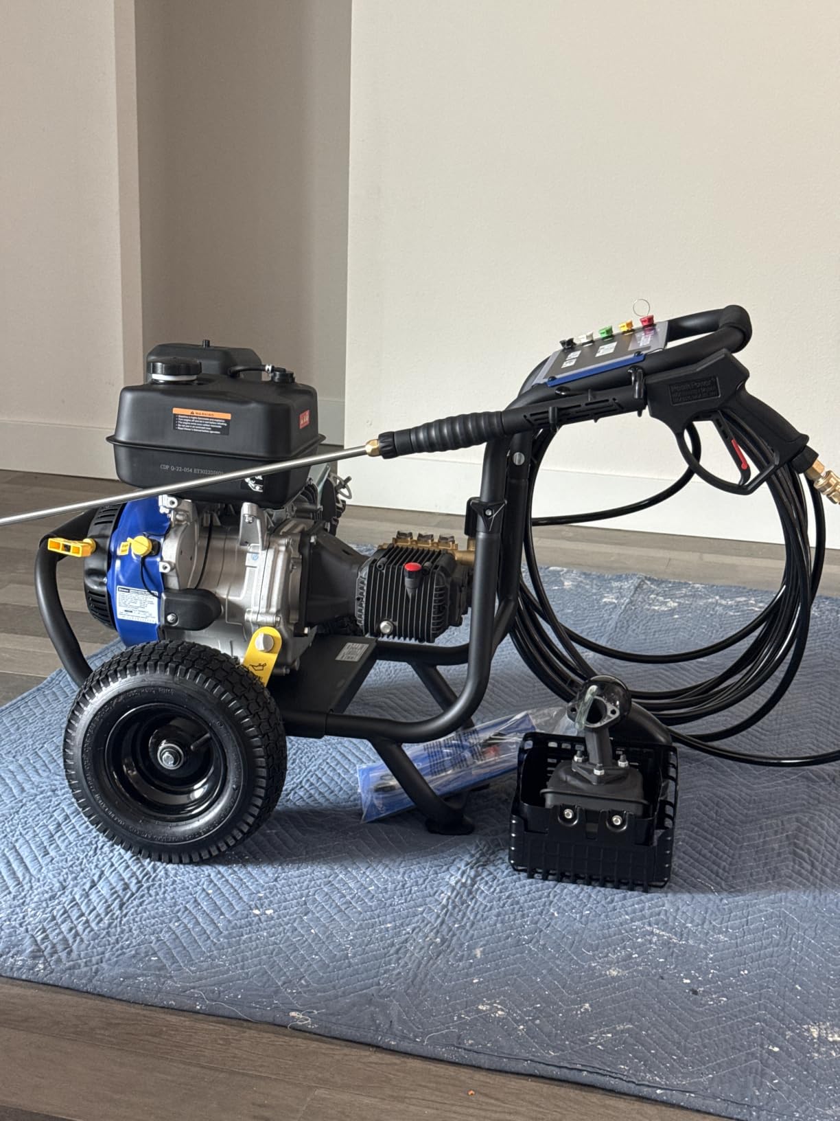 Westinghouse WPX4400 Gas Pressure Washer, 4400 PSI and 4.2 GPM, Spray Gun and Wand, 5 Nozzle Set, for Cars/Fences/Driveways/Homes/Patios/Furniture customer photo 2