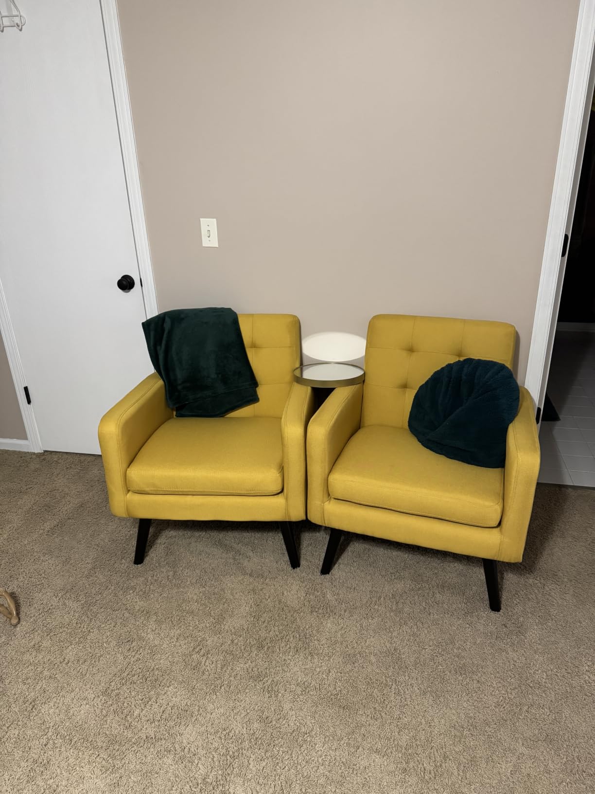 Yaheetech Mid Century Accent Chairs Set of 2 Living Room Chairs Retro Brown customer photo 1