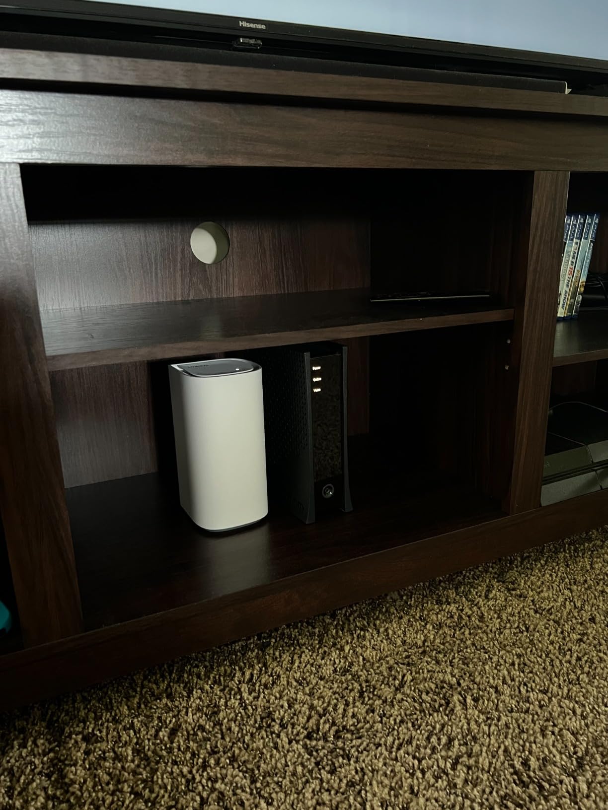 Linksys Velop Pro 6E WiFi Mesh System | Three Cognitive Tri-Band routers with 5.4 Gbps (AXE5400) Speed | Whole Home Coverage up to 9,000 sq ft | Connect 200+ Devices | 3Pk MXEC623 | 2023 Release customer photo 2