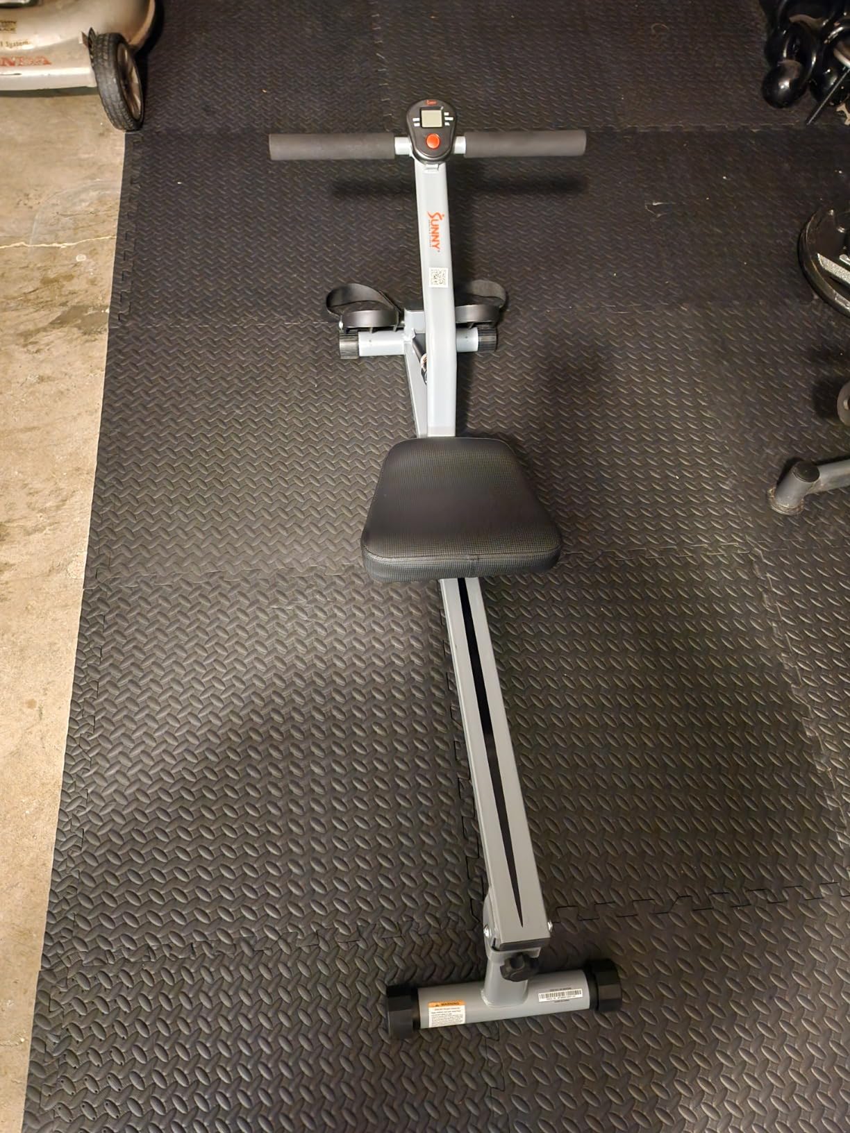 Sunny Health & Fitness Compact Hydraulic Rower with 12-Level Resistance customer photo 1
