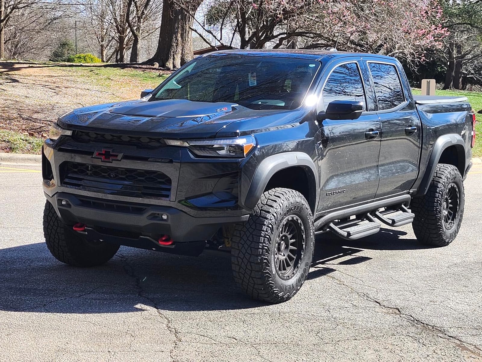 RockTrix RT113 20 Inch Wheel 20x9 6x139.7 6x5.5, +12mm Offset, 106.1mm Bore customer photo 2