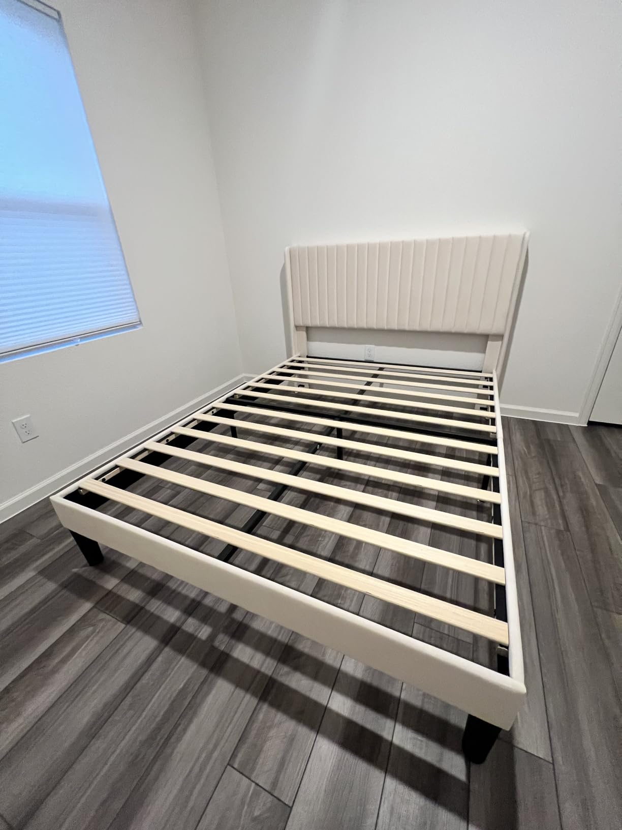 Allewie Queen Size Velvet Bed Frame/Vertical Channel Tufted Wingback Headboard/Upholstered Platform Bed/Strong Wooden Slats/No Box Spring Needed/Easy Assembly/White customer photo 2
