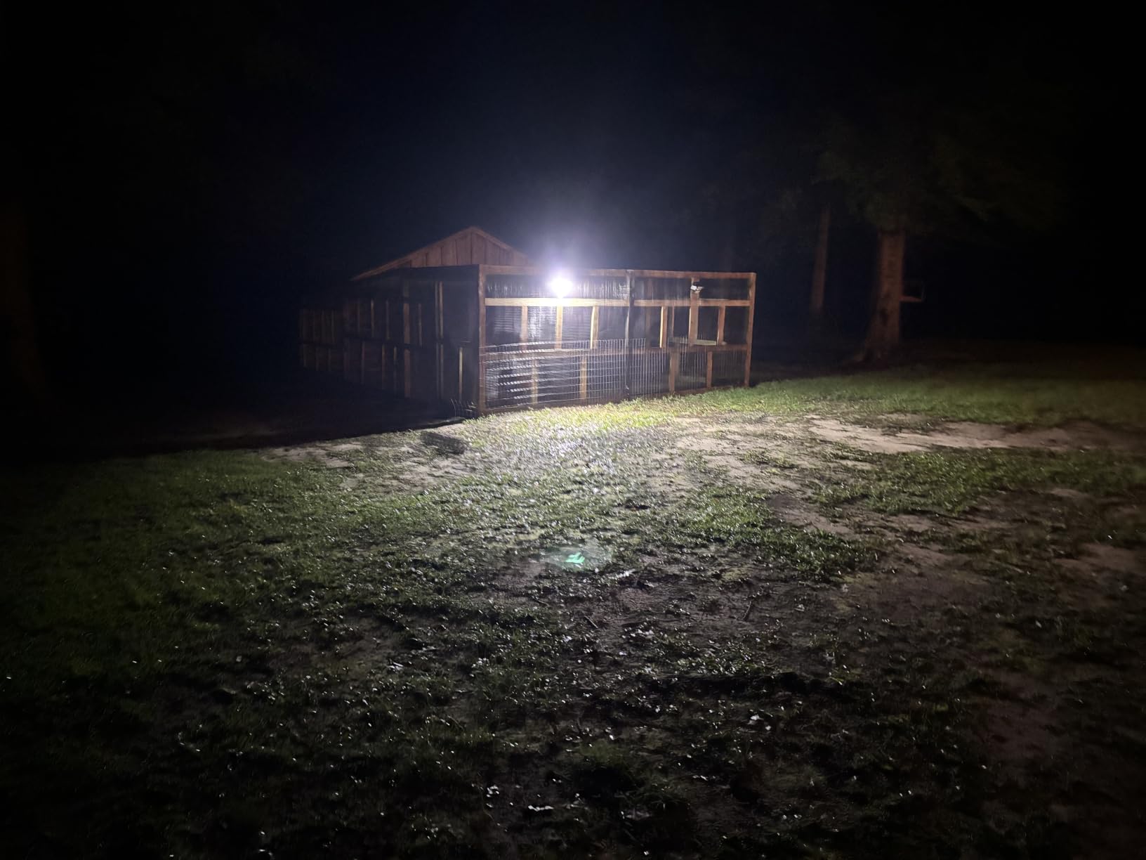LYWALT Solar Outdoor Lights - 3000LM 188 LED Motion Sensor Outdoor Lights, 4 Heads Security Light,IP65 Waterproof, Easy Install,270°Wide Angle Flood Wall Light with 3 Modes for Backyard Yard customer photo 1