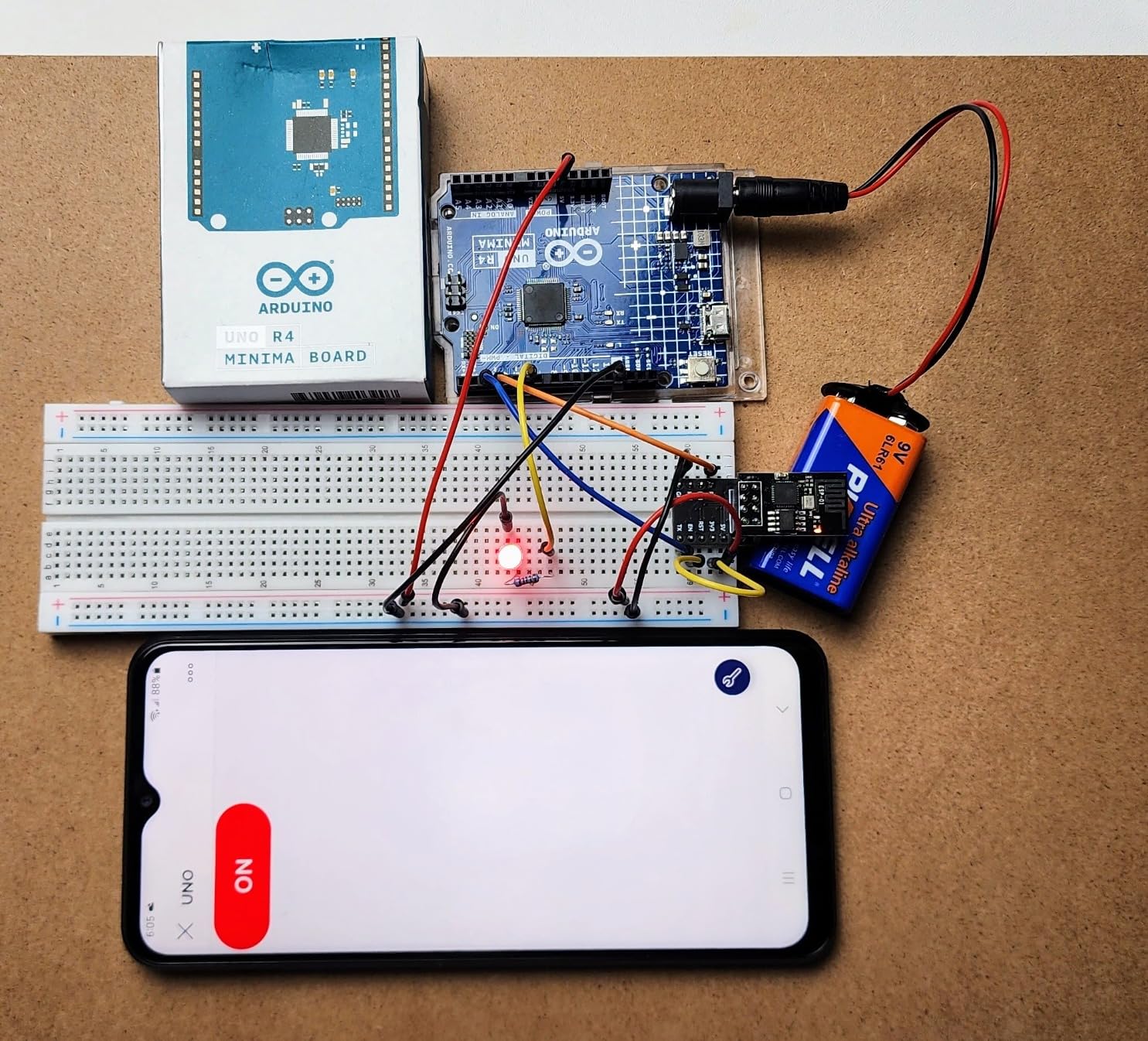 SunFounder 3-in-1 Super Starter Kit with Original Arduino Uno R4 Minima, IoT&Smart Car Projects, ESP8266 WiFi, 50+ Step-by-Step Tutorials for Beginners to Engineers, RoHS Compliant customer photo 2