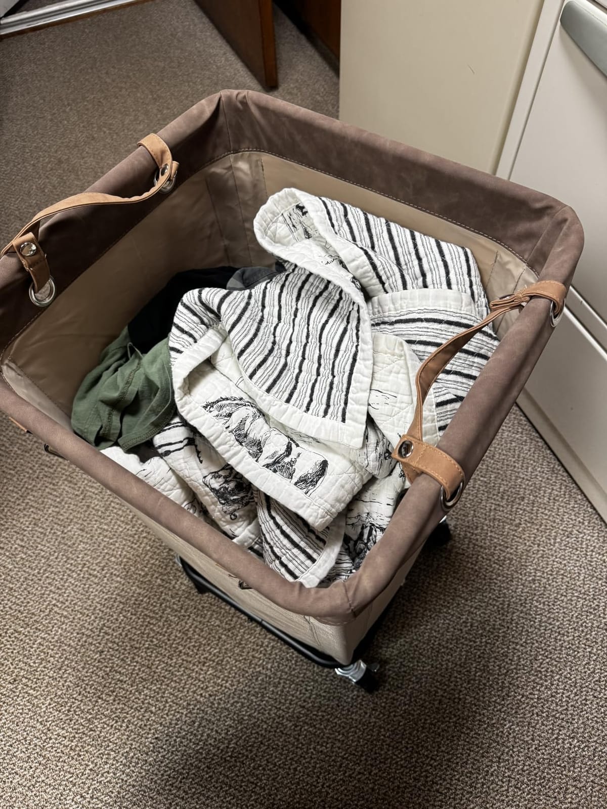 StorageWorks 160L Laundry Basket with Wheels, Rolling Hampers for Clothing customer photo 1