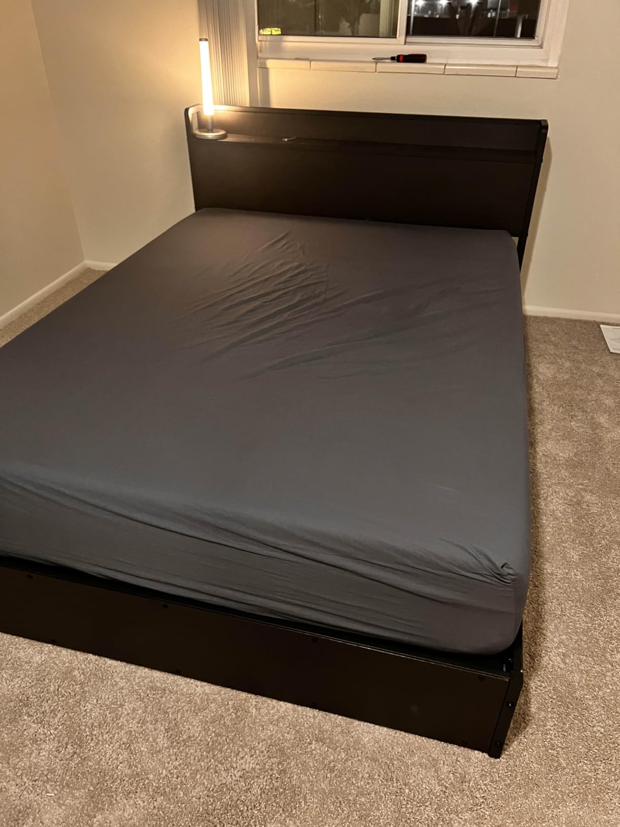 AMERLIFE Full Size Lift Up Storage Bed Frame with Charging Station customer photo 1