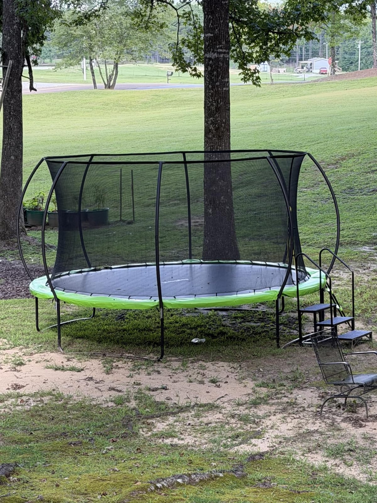 JoyBerri Outdoor Trampoline – with LED Lights, Net, Ladder, ASTM Certified customer photo 2