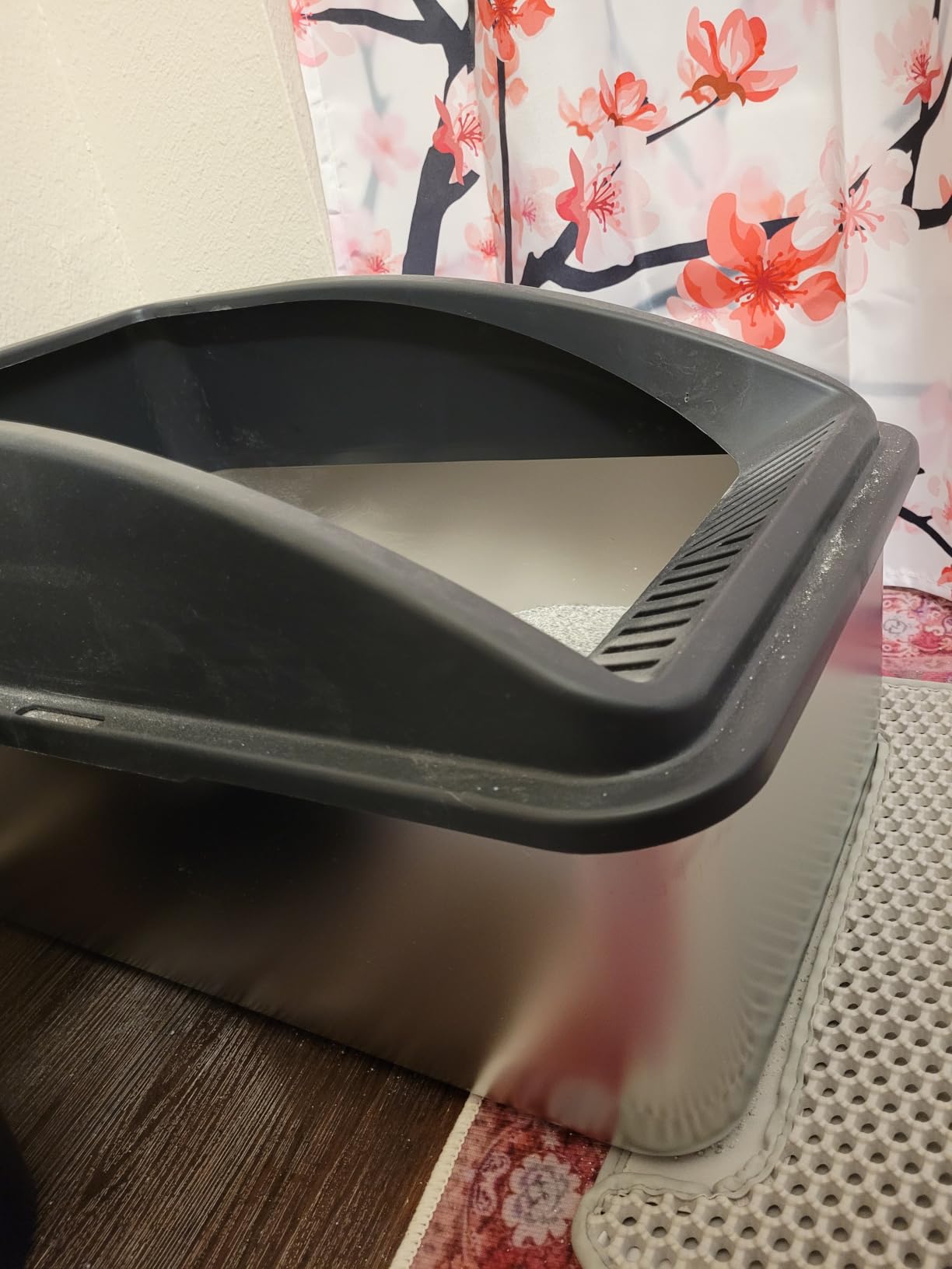 AIPERRO Stainless Steel Litter Box | XL Enclosed Cat Litter Boxes with Lid customer photo 2
