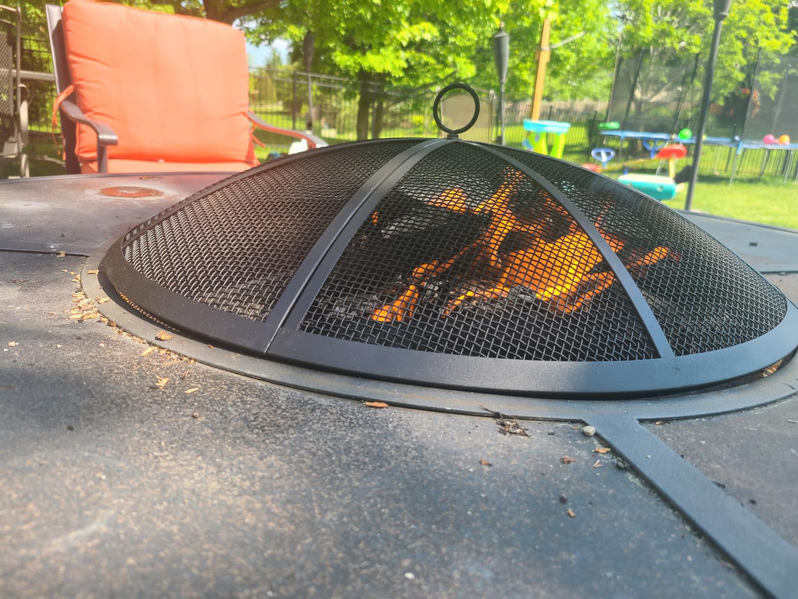 Fire Pit Spark Screen, Fire Pit Screen 24 Inch Round with Handle & Poker customer photo 1