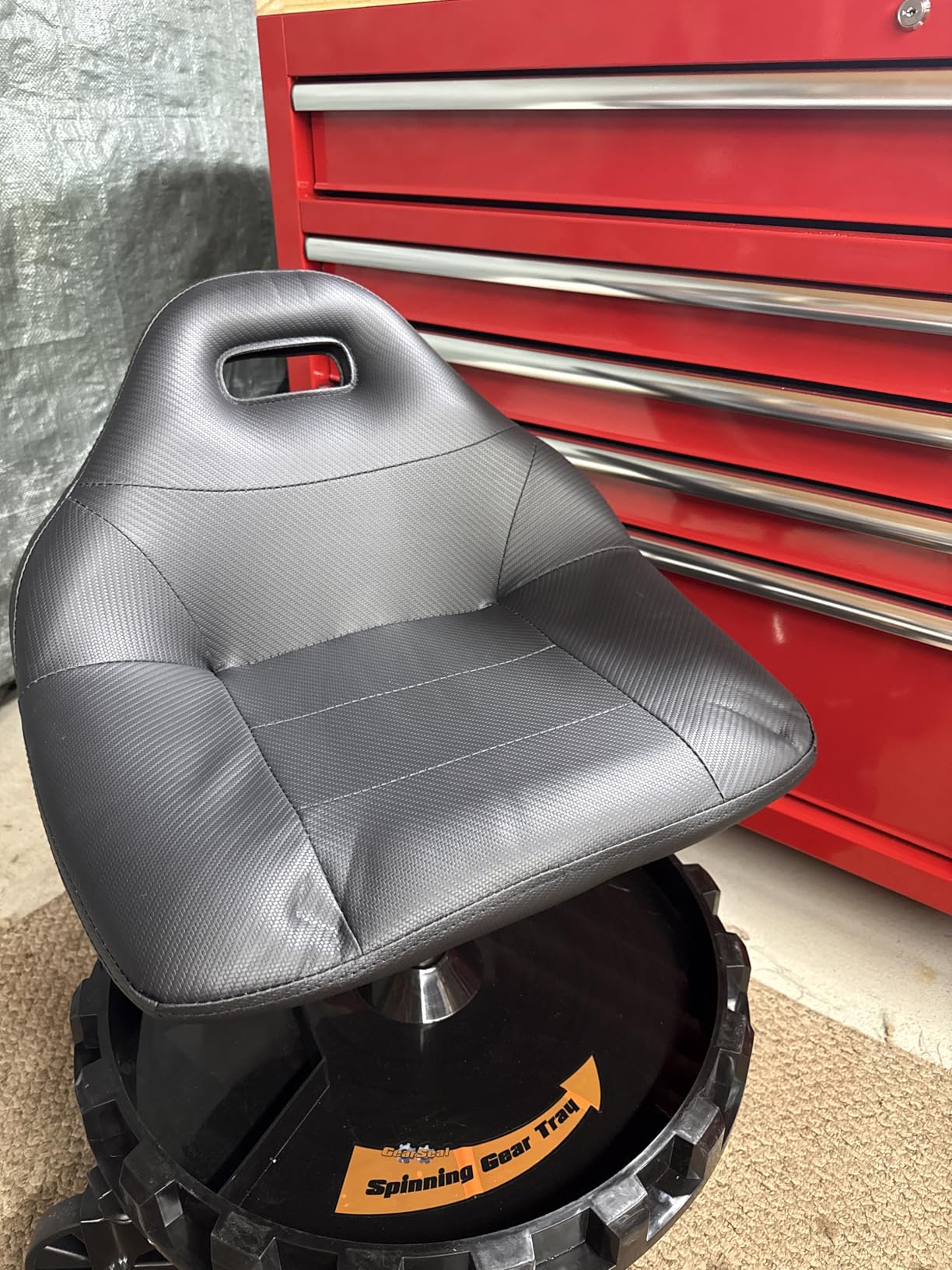 Traxion 400lb Capacity 2-701 Blue Progear Mobile Rolling Gear Seat with Black Carbon Fiber customer photo 2