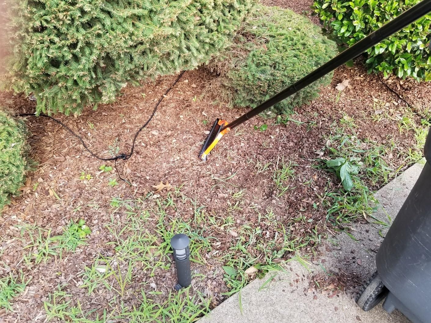 BlumWay 60 INCH Weed Grass Cutter, Double-Edged Serrated Sharp Steel Blade customer photo 2