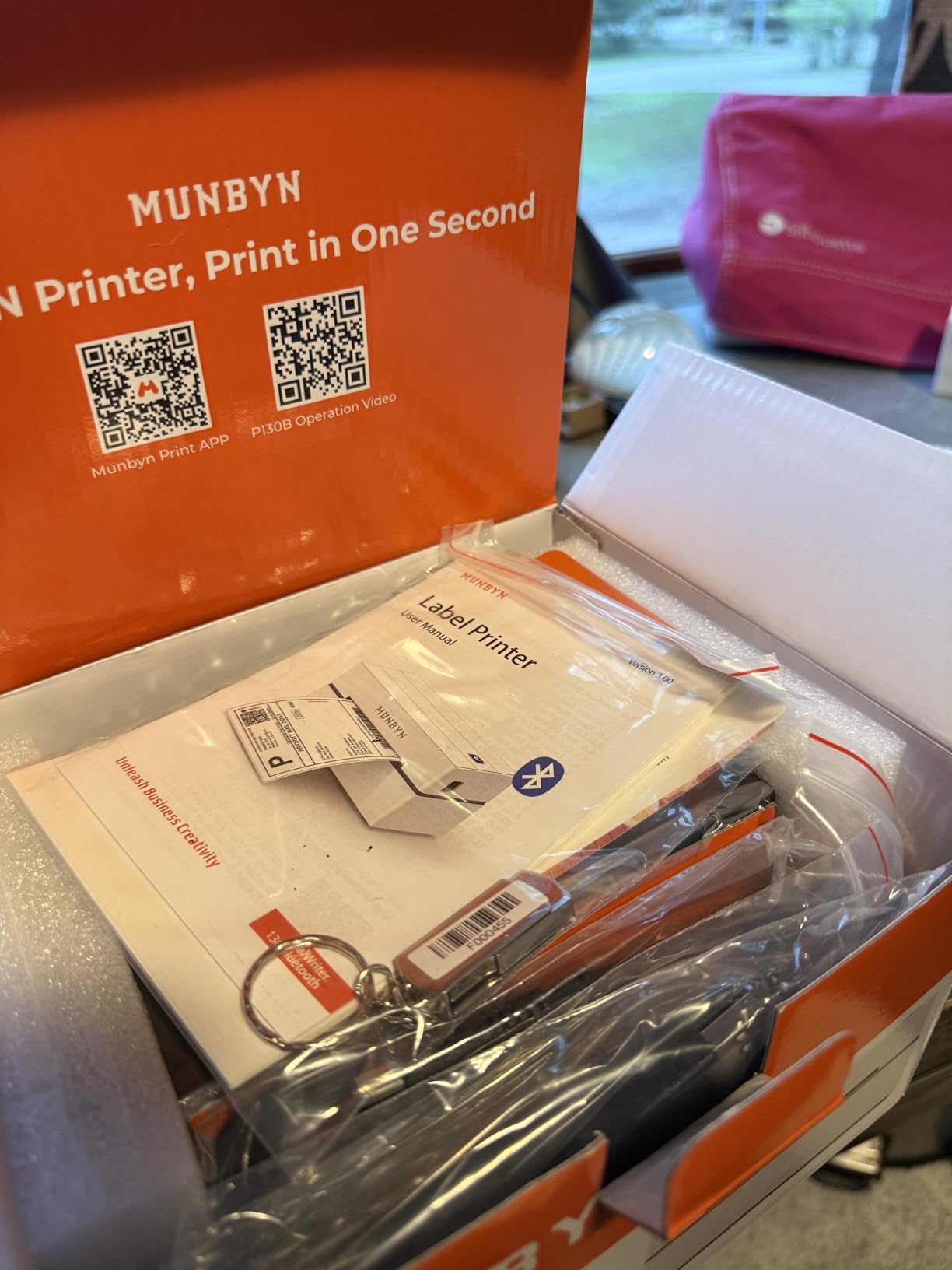 MUNBYN Bluetooth Thermal Label Printer, Wireless 4x6 Shipping Label Printer customer photo 1