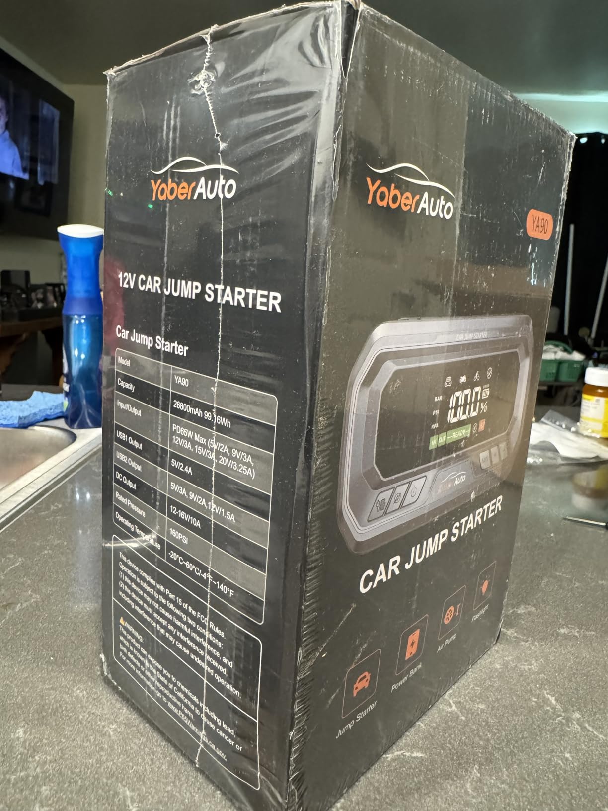 YaberAuto 12-in-1 Jump Starter with Air Compressor 8000A 160PSI 65W Charge customer photo 1