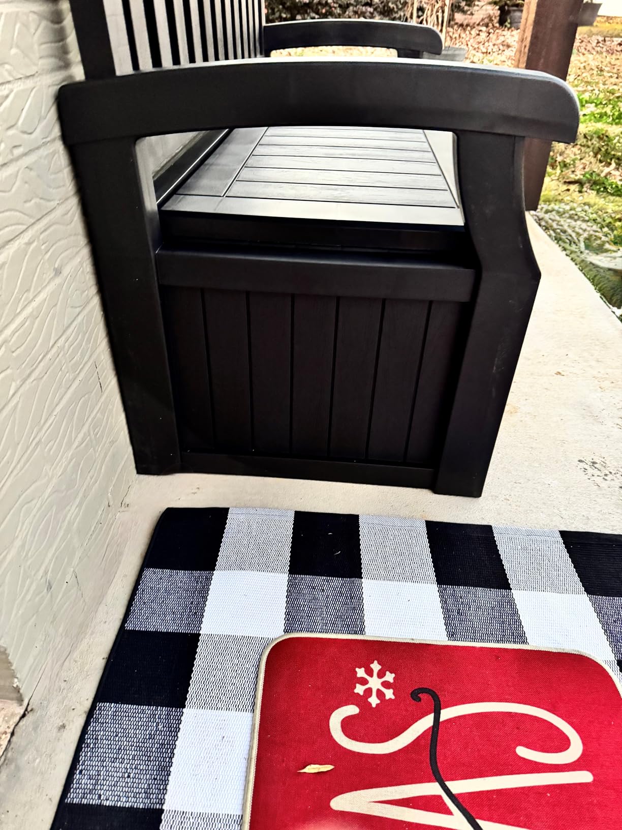 Greesum 80 Gallon Storage Bench Outdoor Deck Box with Armrest, Black customer photo 1