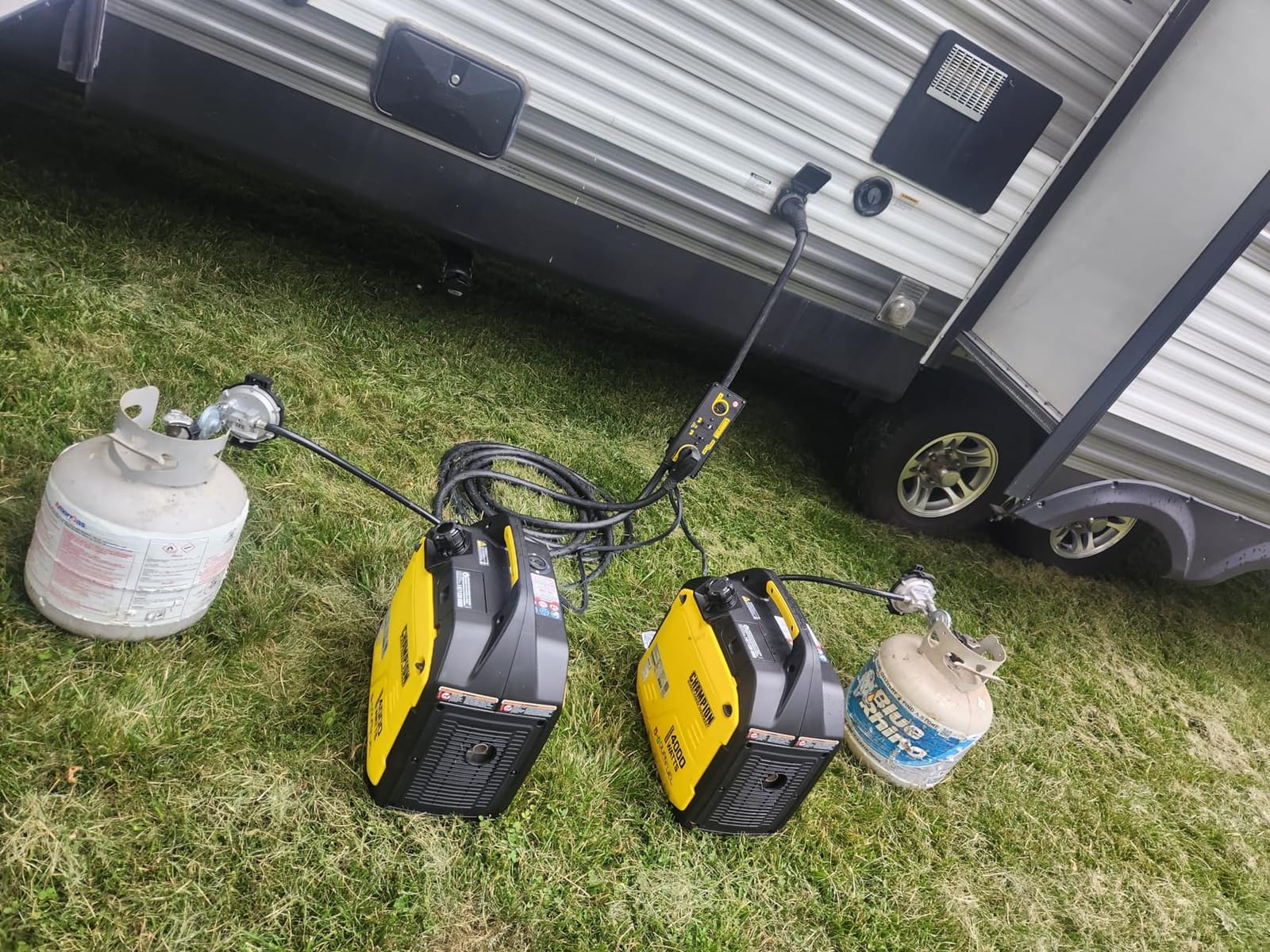 Champion Power Equipment 4000-Watt Dual Fuel RV Ready Portable Inverter Generator with Quiet Technology and Free 3-Year Warranty customer photo 1