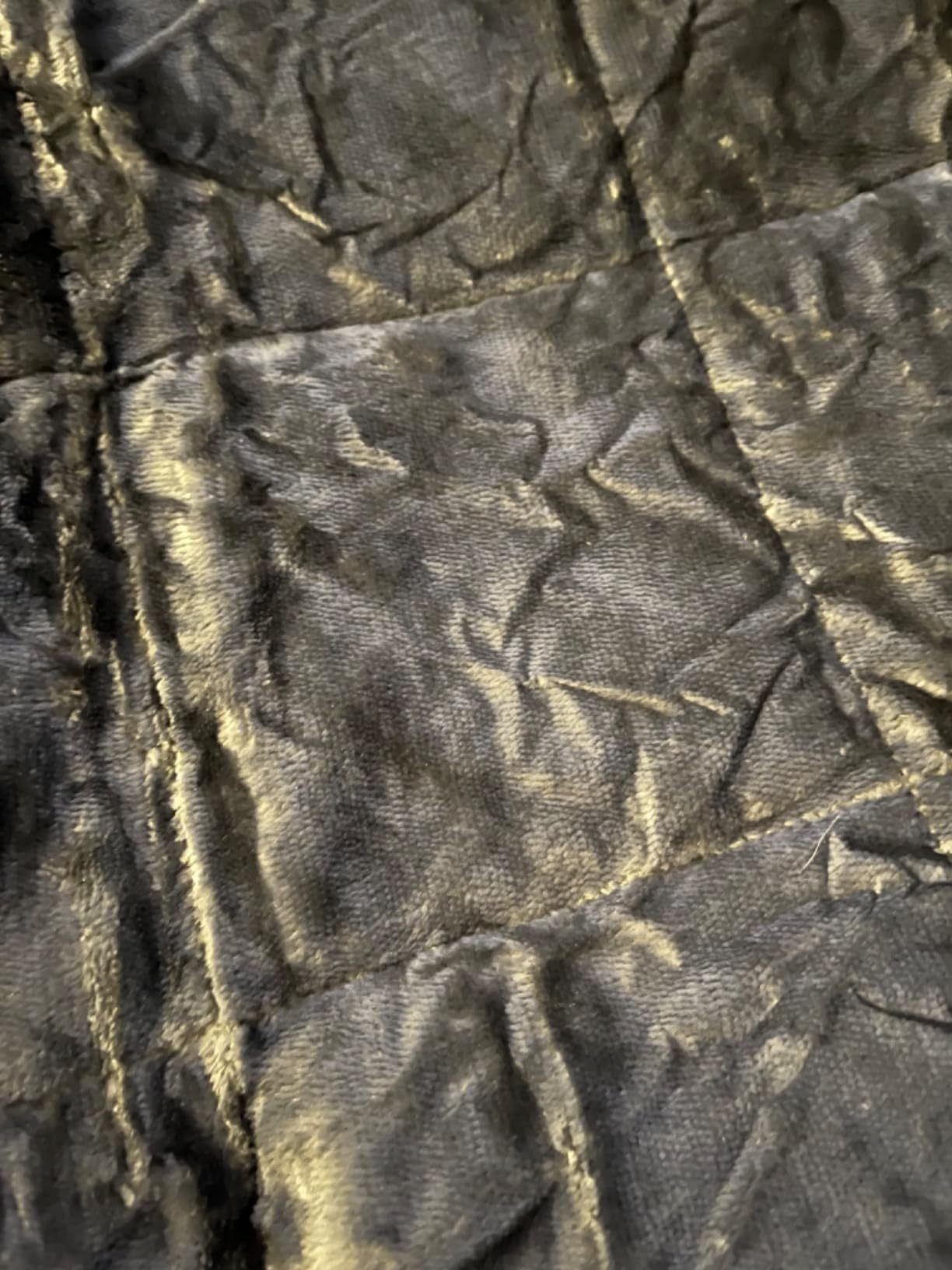 MOTRIP Adults Weighted Blanket 15 Pounds Queen Size, Cooling Blanket for Hot Sleepers, Machine Washable Soft Bed Blanket with Premium Glass Bead, 60''x80'' 15lbs Graphite Grey customer photo 2