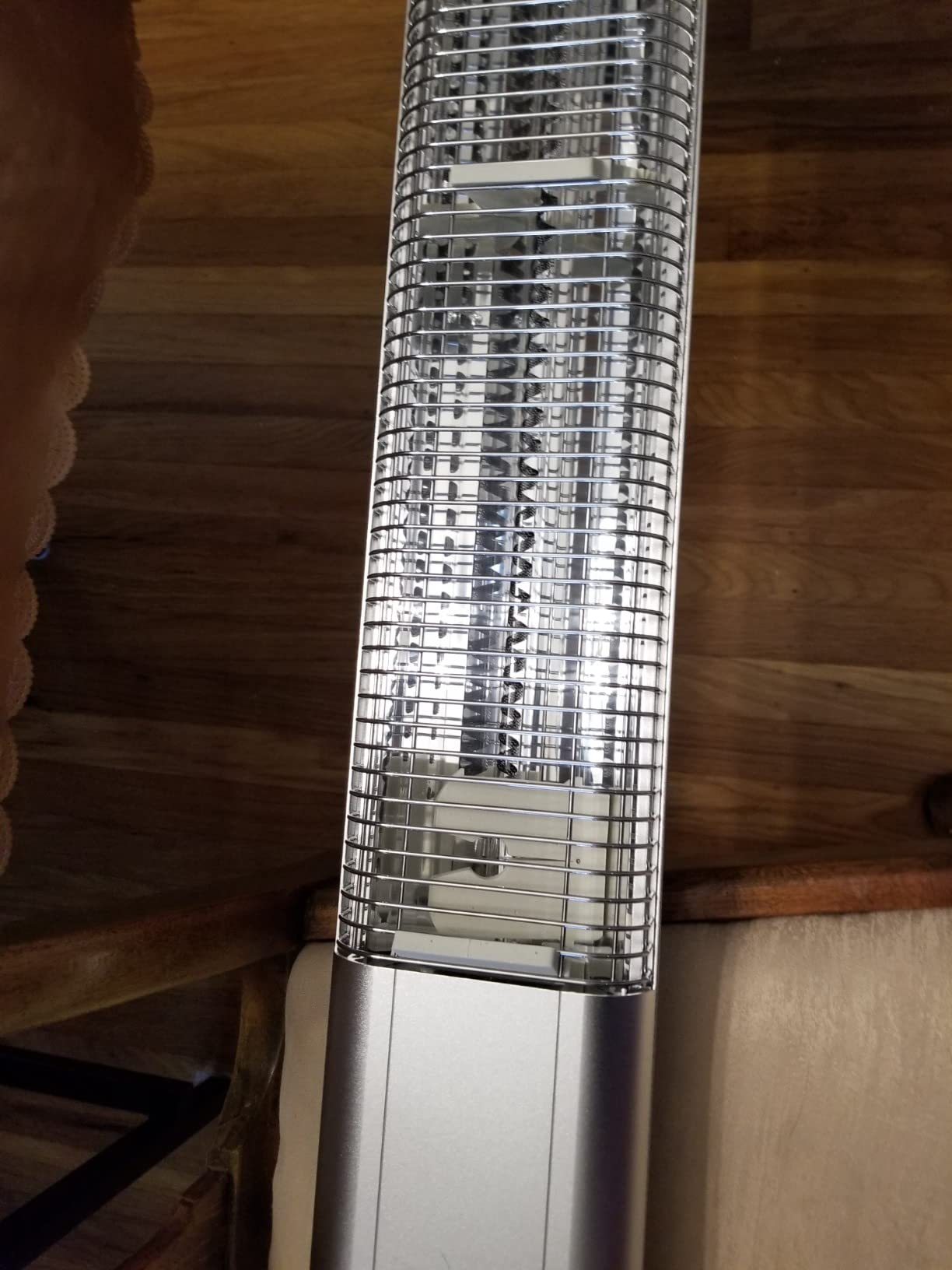 SereneLife Outdoor Electric Patio Heater - 900W Infrared Heater with Remote, Aluminum Reflector, Waterproof Design, IP65 Approved, Quiet Operation, Standing Porch Heater for Patio & Backyard customer photo 2