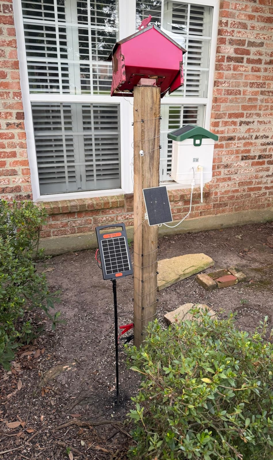 24-Hour Solar Electric Fence Charger, 0.18J, 10-Mile for Livestock | Portable All-in-One Energizer, 5700-10200V Pulse Output, 24/7 Solar Charging, Weatherproof, Deters Predators customer photo 2