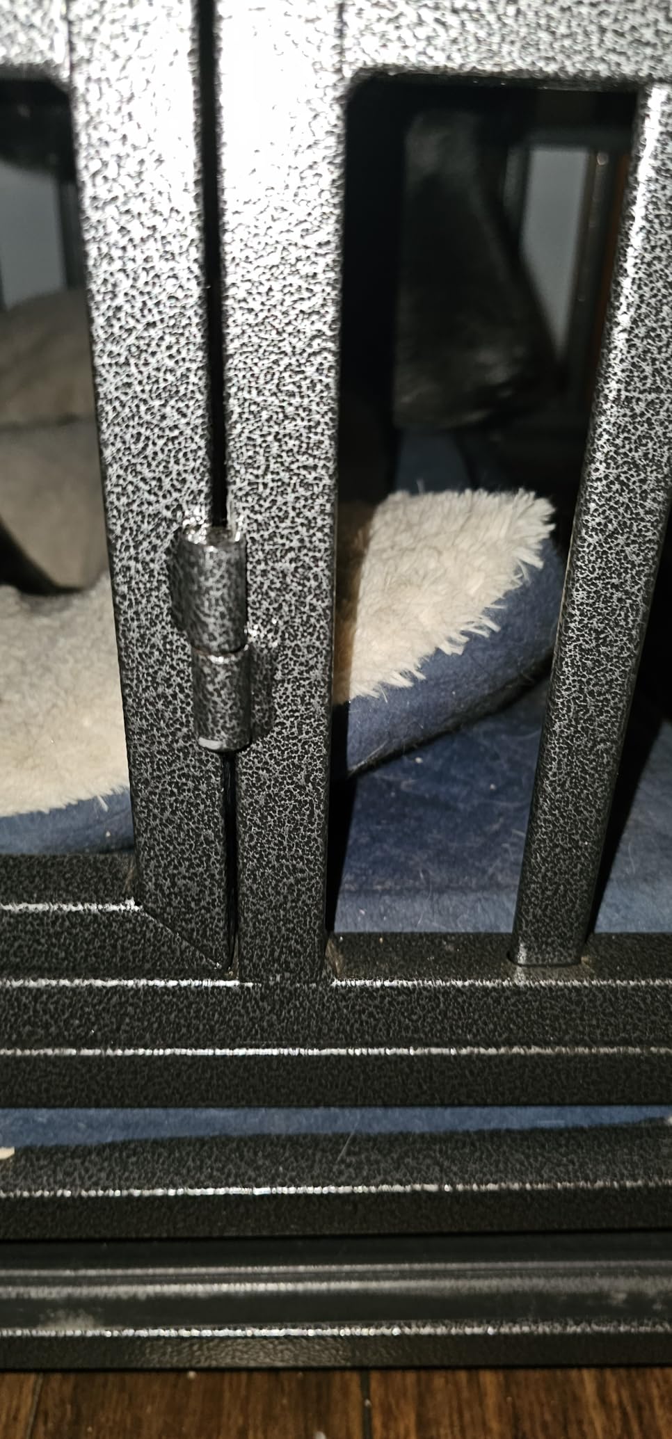 Oranland 48 Inch Heavy Duty Dog Crate,Upgraded Reinforced Baseplate customer photo 1