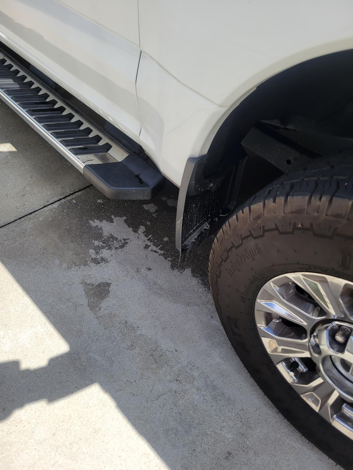 Mud Flaps for 2017-2026 Ford F-250/F-350 Super Duty Without OEM Fender Flares (Single Rear Wheels), No Drill Splash Guards Front & Rear Truck Mud Guards Accessories Set(4pcs) customer photo 1