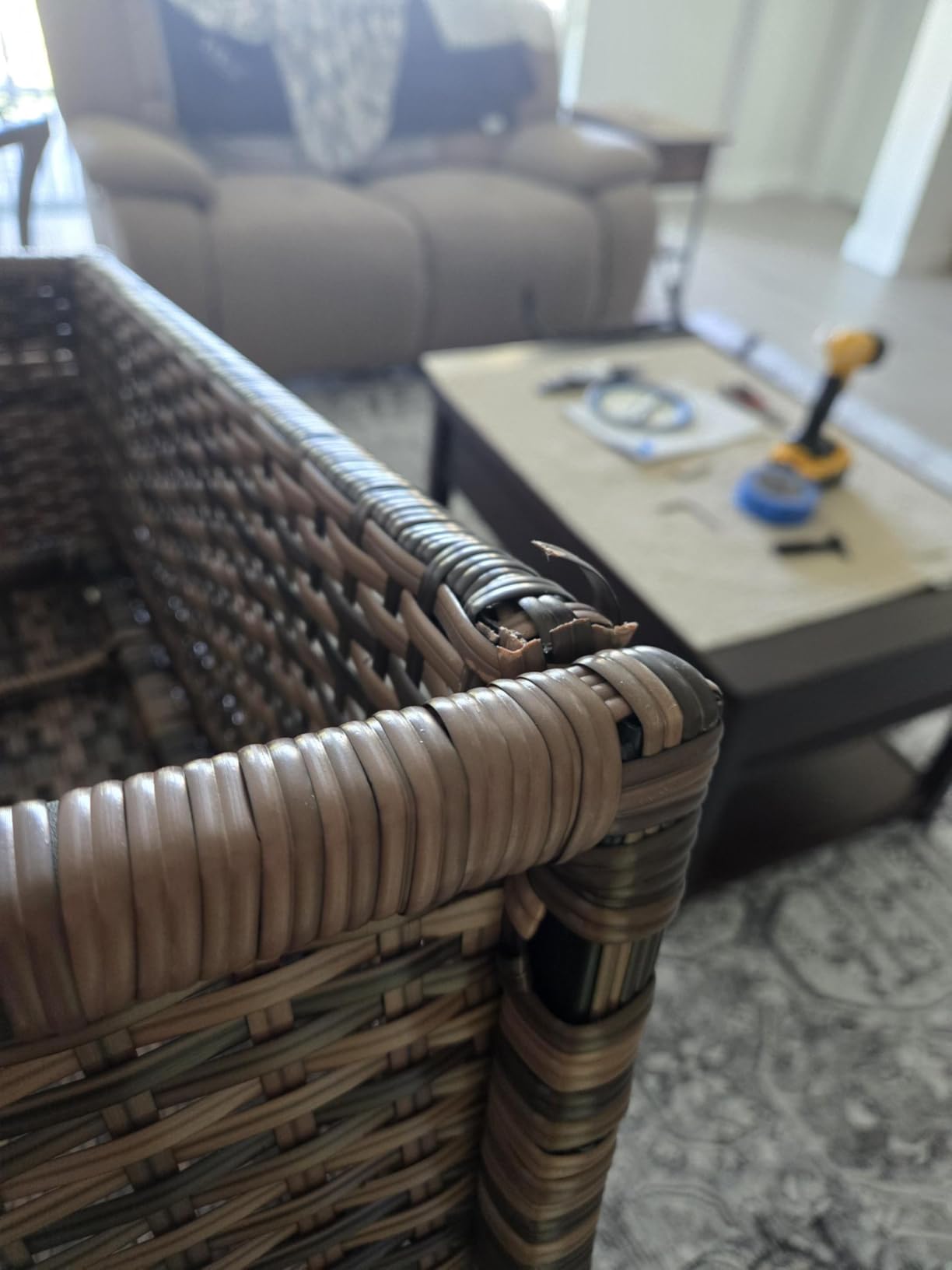 wildformers Luxury Outdoor Swivel Wicker Glider Patio Chairs with Table Set customer photo 2