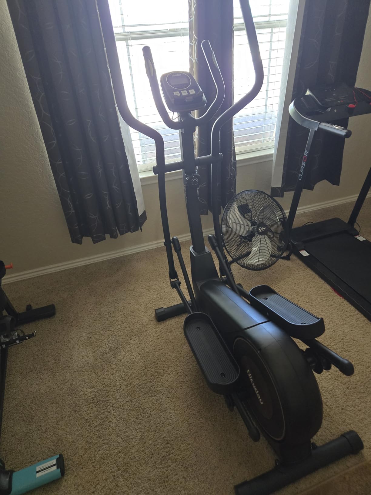 Niceday Elliptical Exercise Machine with 15.5/18/19IN Long Stride customer photo 1