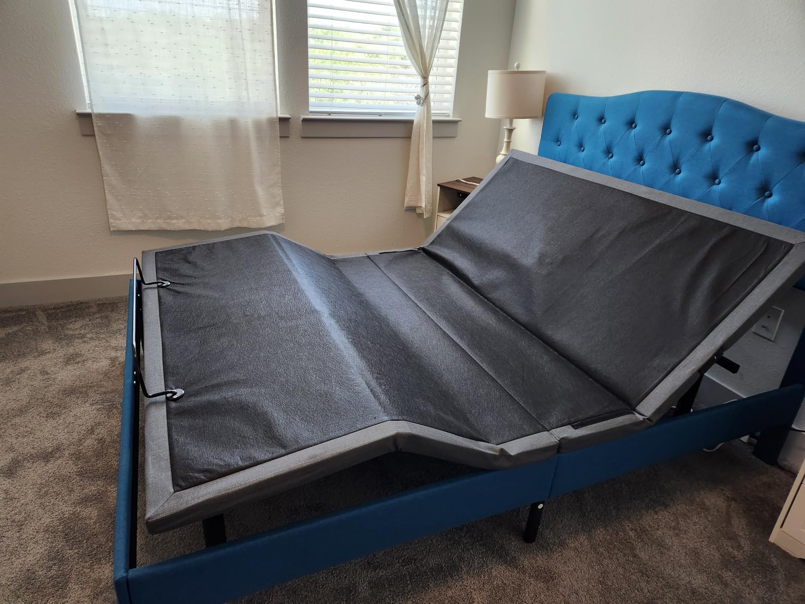 Amada Queen Adjustable Bed Frame with Massage and Zero Gravity customer photo 1