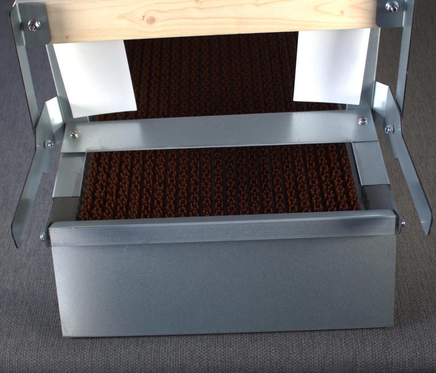 Hen's Choice™ - Reversible Roll Out Nest Box for Chickens | Roll Away Nest Box | 2 Compartment 21