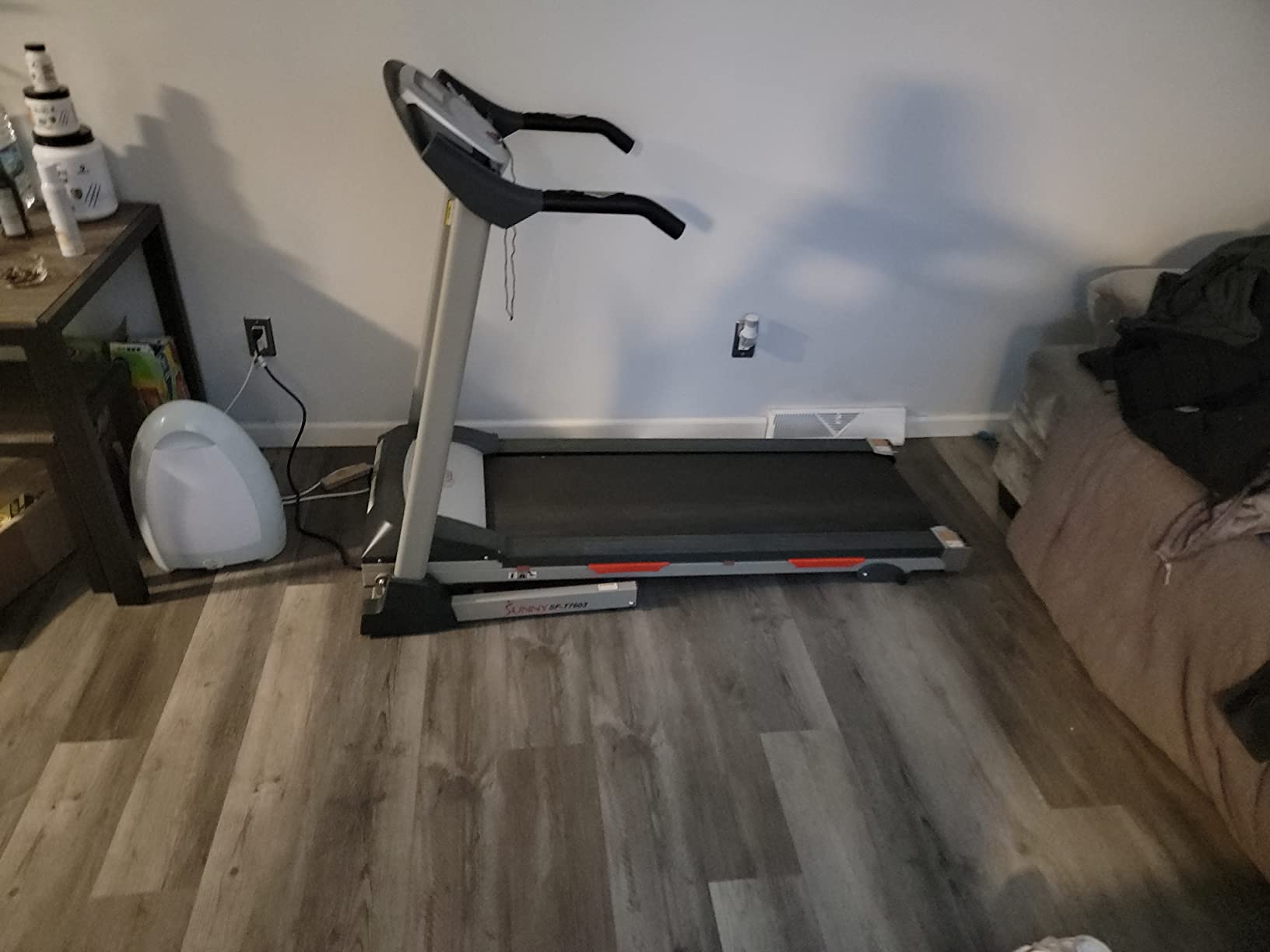 Sunny Health & Fitness Smart Wi-Fi Treadmill with Auto Incline customer photo 2