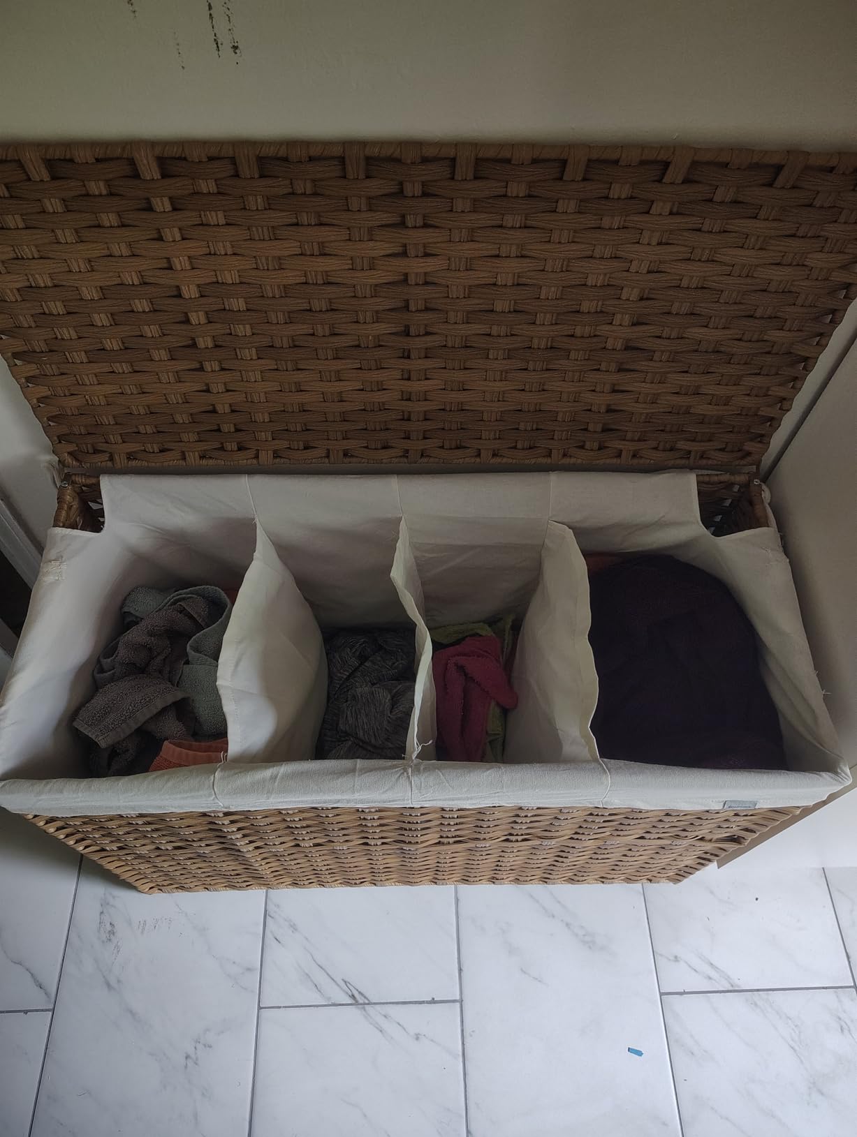 SONGMICS Laundry Hamper with Lid, 200L 4-Section Wicker Basket, 6 Mesh Bags customer photo 1