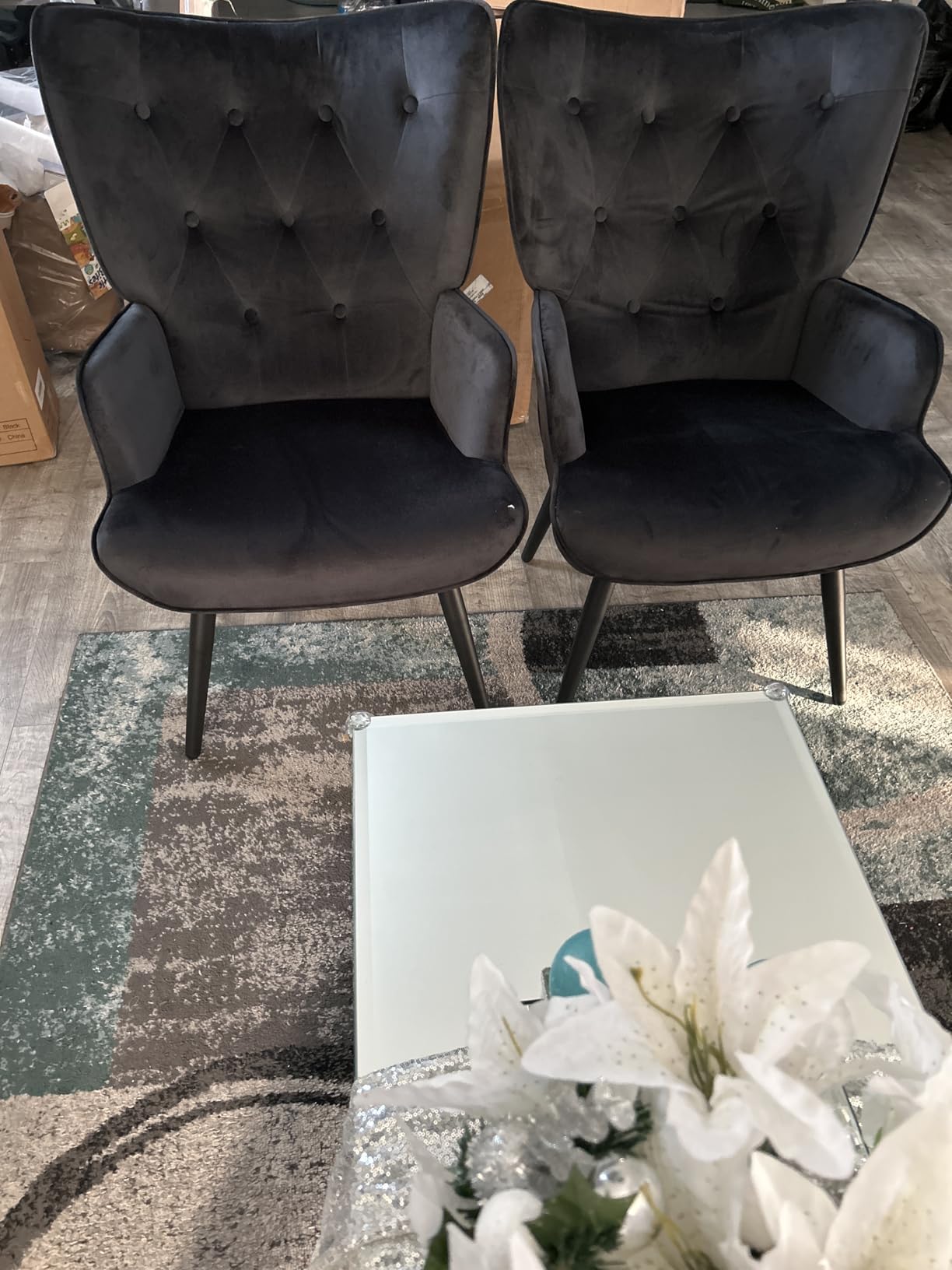 Furniliving Velvet Accent Chair for Living Room, Upholstered Reading Chair with High Backrest, Tufted-Button Wingback Armchair for Bedroom, Dressing Room, Home Office, Black, Set of 2 customer photo 1