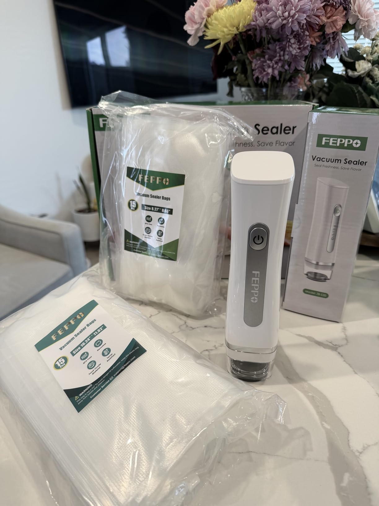 FEPPO Vacuum Sealer for Food with Visible Water Tank, 30 Reusable Bags customer photo 1