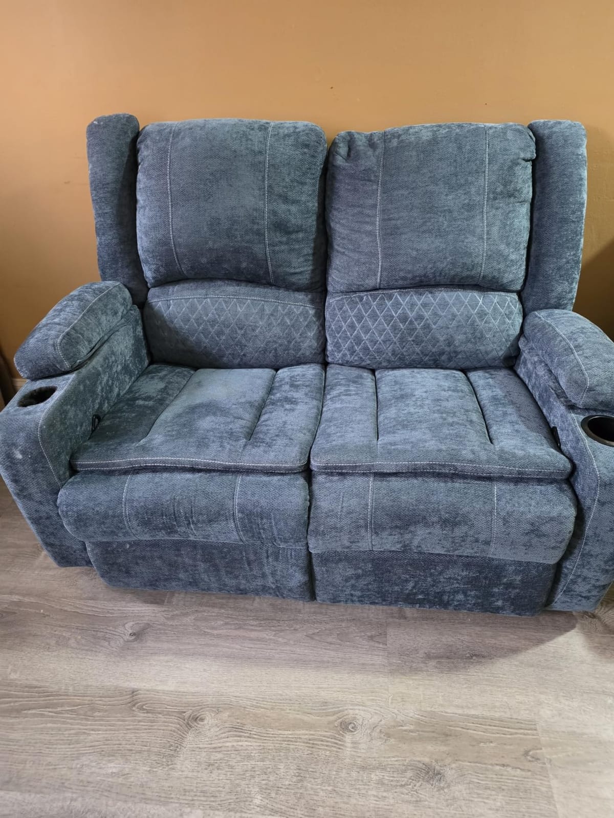 Yolsali 3-Seater Recliner Sofa, Manual Reclining Couch with Multi-Functional Middle Seat, Reclining Sofa for Living Room with Hidden Storage Space, Cup Holders, and Removable Console - PU Brown customer photo 1