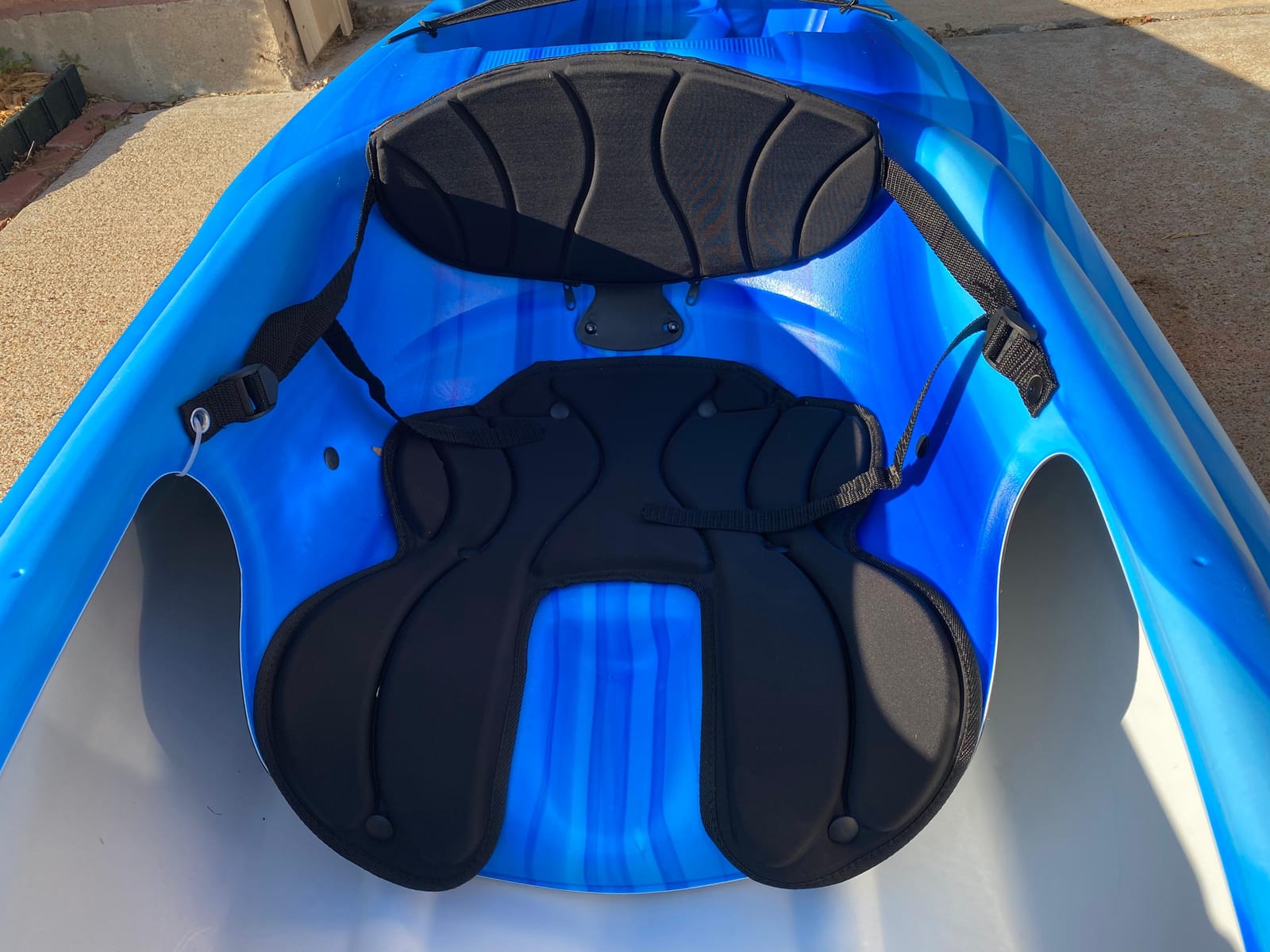 Pelican Argo 100X - Recreational Sit in Kayak - Lightweight Patented Ram-X™ Material - Ergoform™ Seating System - 10 ft customer photo 1