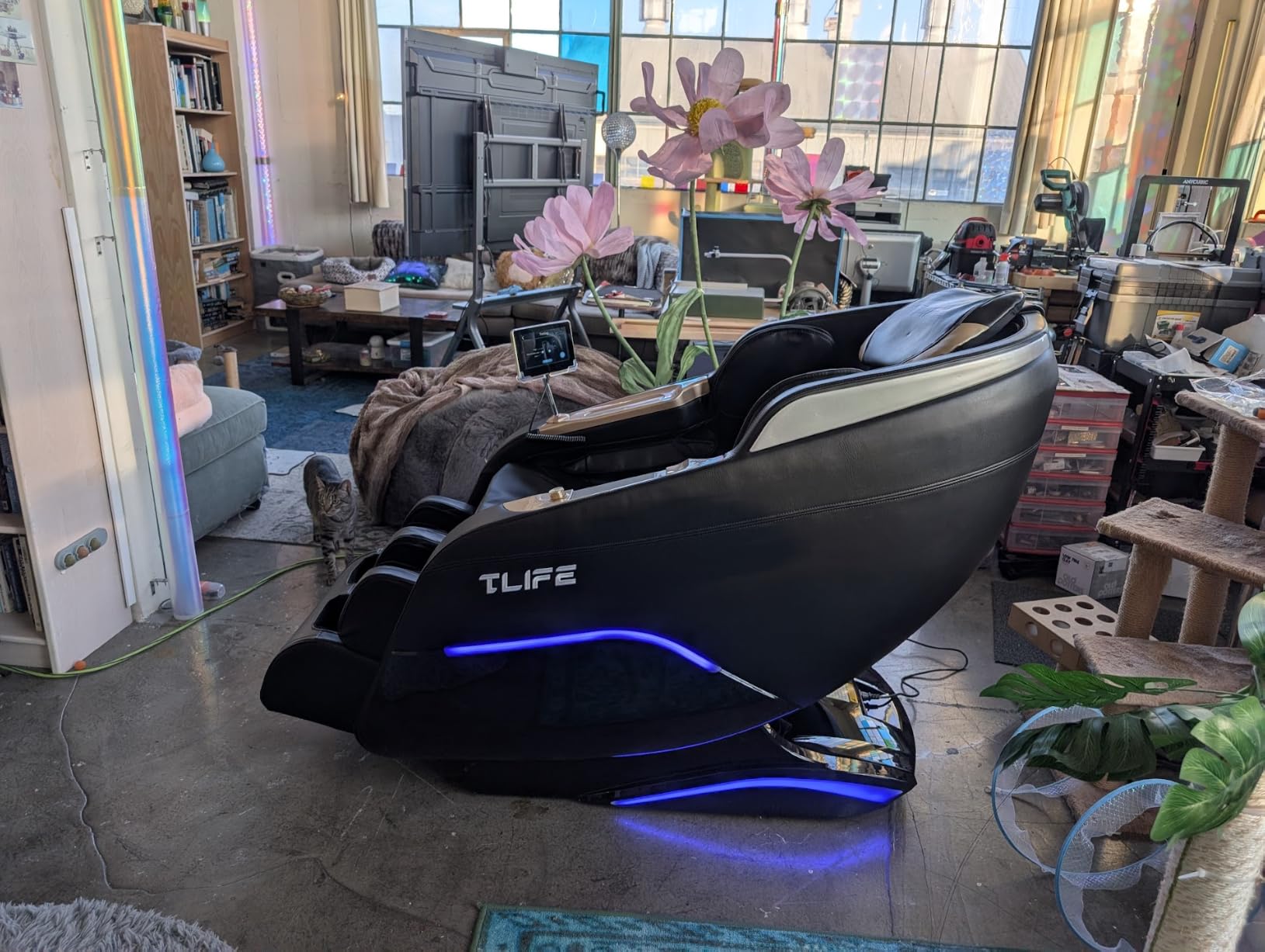 TLIFE Massage Chair Full Body 160° Zero Gravity SL-Track, 12 Modes, Black customer photo 2