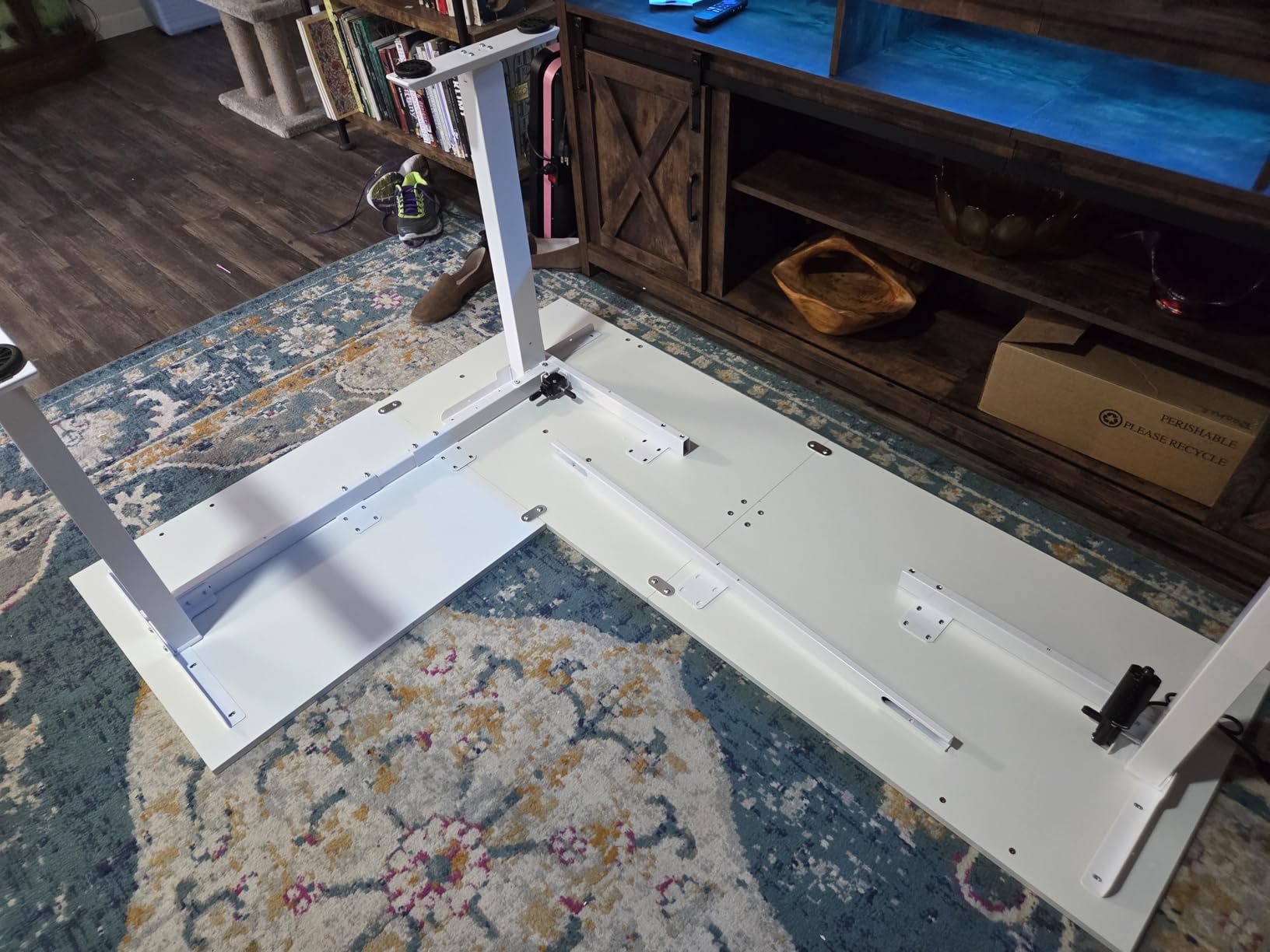 Casaottima 63 Inch L Shaped Electric Standing Desk, Home Office, White customer photo 2