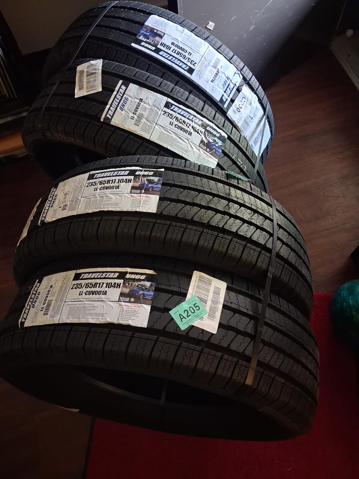 Set of 4 Travelstar UN66 225/55R18 98V High Performance CUV/SUV Tires customer photo 2