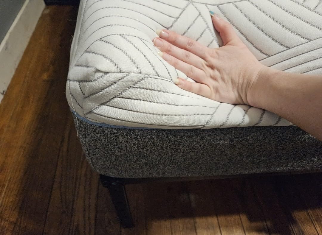 FATHOM Medium Queen Mattress 12 Inch Memory Foam Mattress Queen Size Bed in a Box for Back Pain Relief and Cool Sleep with Gel Foam and Removeable Fiberglass Free Cover, CertiPUR-US Certified customer photo 1