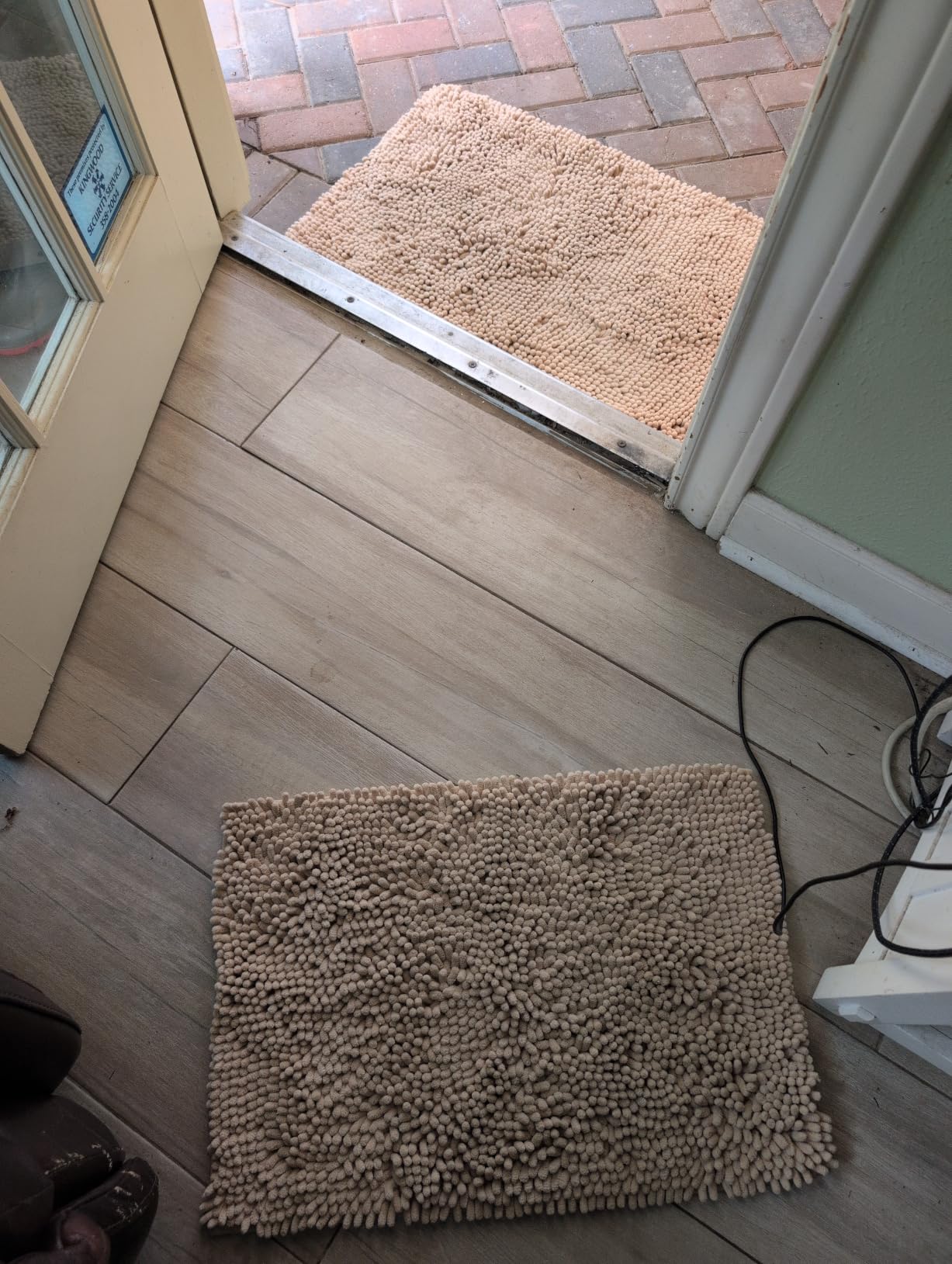 Muddy Mat® | Super Water Absorbent Door Mat Indoor, Microfiber Quick Dry Chenille Entryway Rug, Slip Resistant Front Door Mat, Indoor Mats for Entryway, Machine Washable Pet Rug, Grey 24