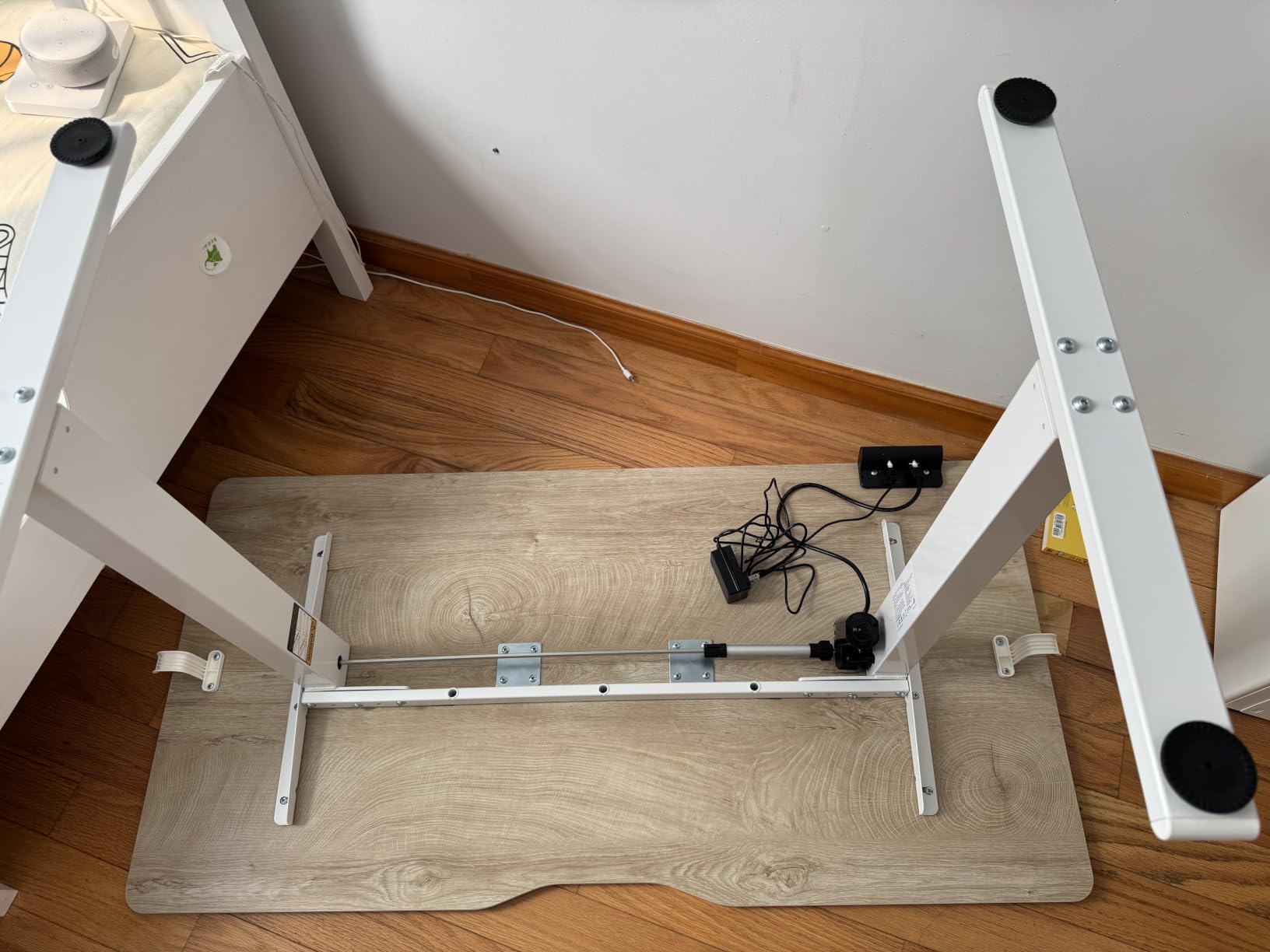 FEZIBO Standing Desk 48 × 24 Inch Electric Height Adjustable, Maple customer photo 2