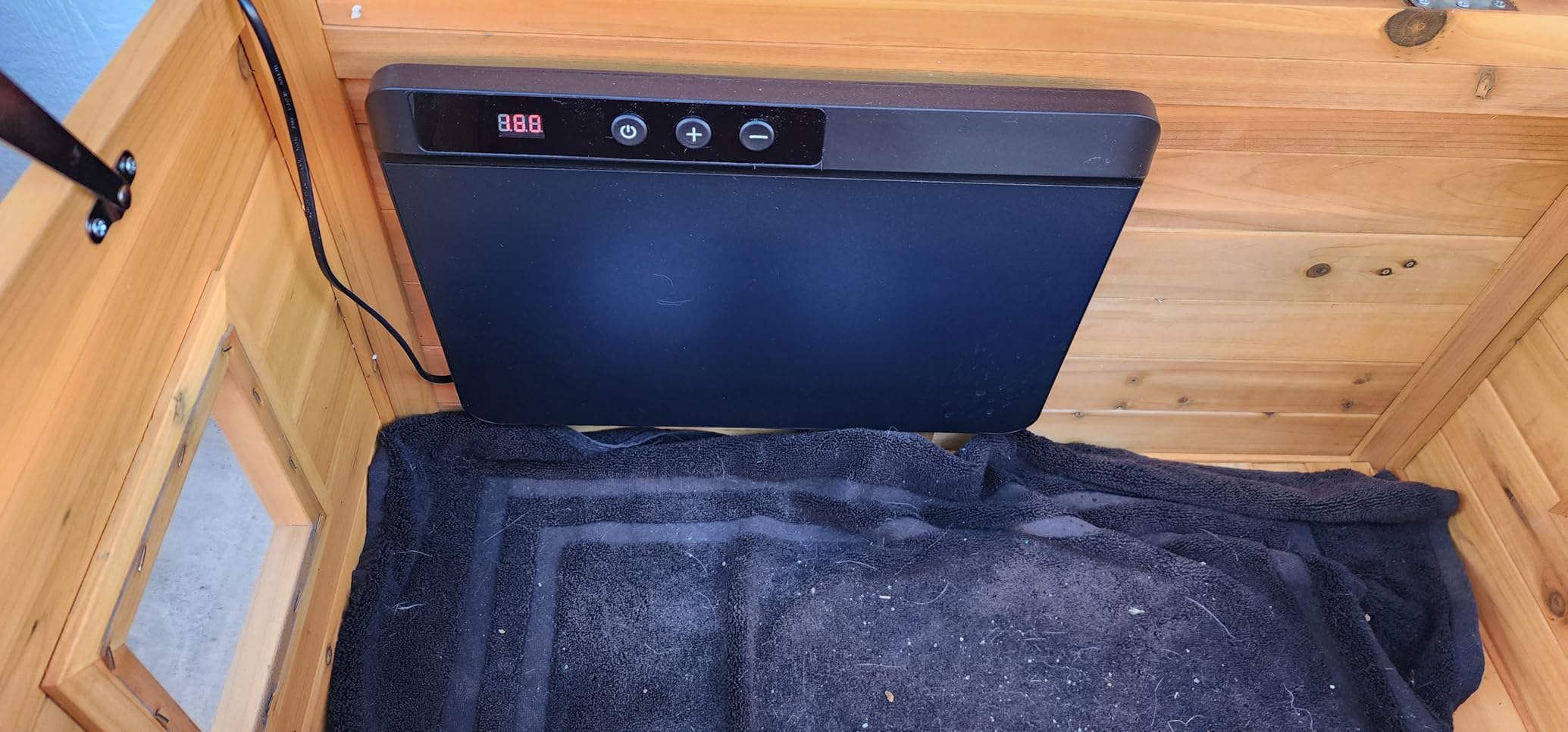 2026 Smart Heater for Chicken Coop, 200W Panel, UL Certified, Black customer photo 1