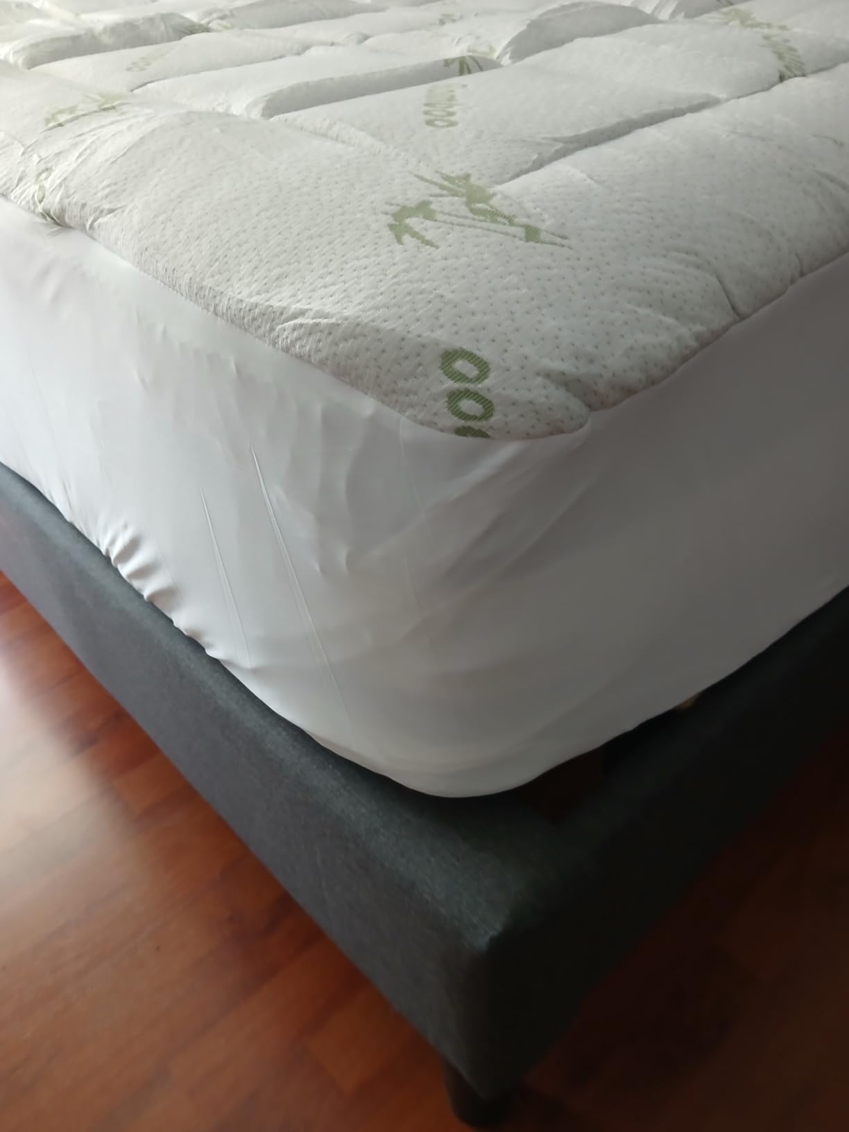Cooling Mattress Topper Queen – Extra Soft Pillow Top Mattress Pad, Breathable Viscose Made from Bamboo Mattress Protector for Back Pain Relief, Deep Pocket Cover Fits 8–21 Inch customer photo 1