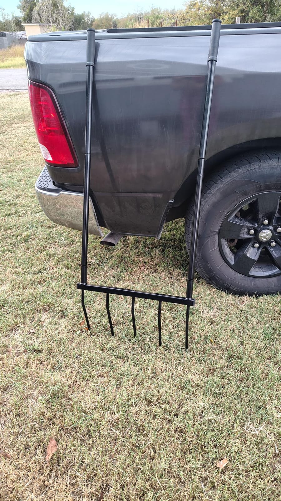 Broadfork Garden Tool, 5 Tines Broad Fork for Gardening Heavy Duty customer photo 2