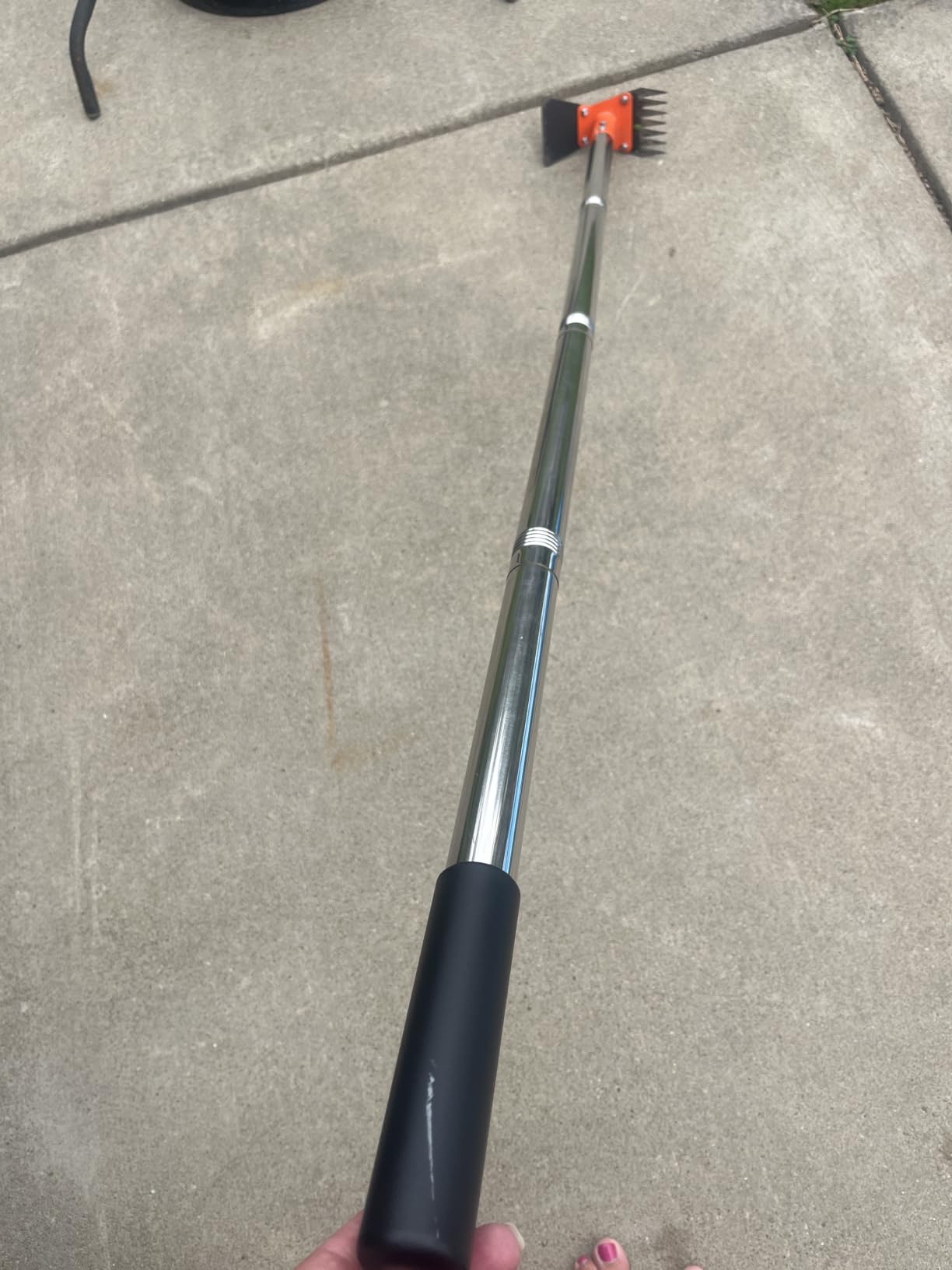 2-in-1 Garden Hoe and Weed Puller Rake 61 Inch Spring Steel Head Adjustable Long Handle Weeding Tool Heavy Duty Sand Texture Finish, Weed Remover for Garden, Yard, Lawn, Driveway customer photo 2