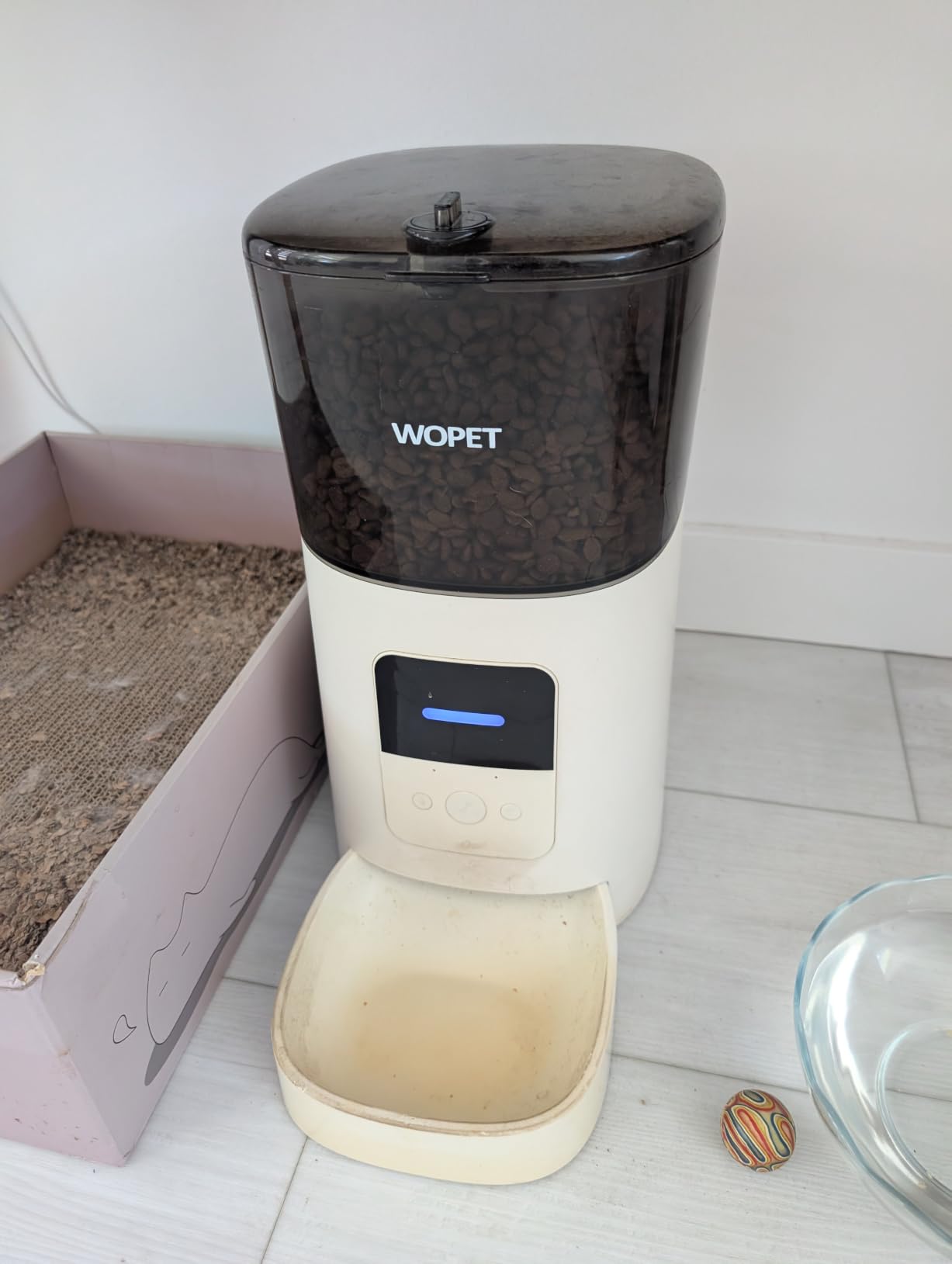 WOPET 6L Automatic Cat Feeder,Wi-Fi Enabled Smart Pet Feeder for Cats and Dogs,Auto Dog Food Dispenser with Portion Control, Distribution Alarms and Voice Recorder Up to 15 Meals per Day customer photo 2