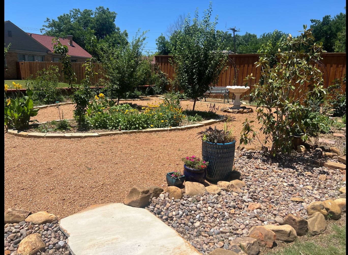 Back to the Roots 100% Organic Mulch, 58 Quart (2 Cubic ft), Expanding Coconut Husk Block for Gardening customer photo 2