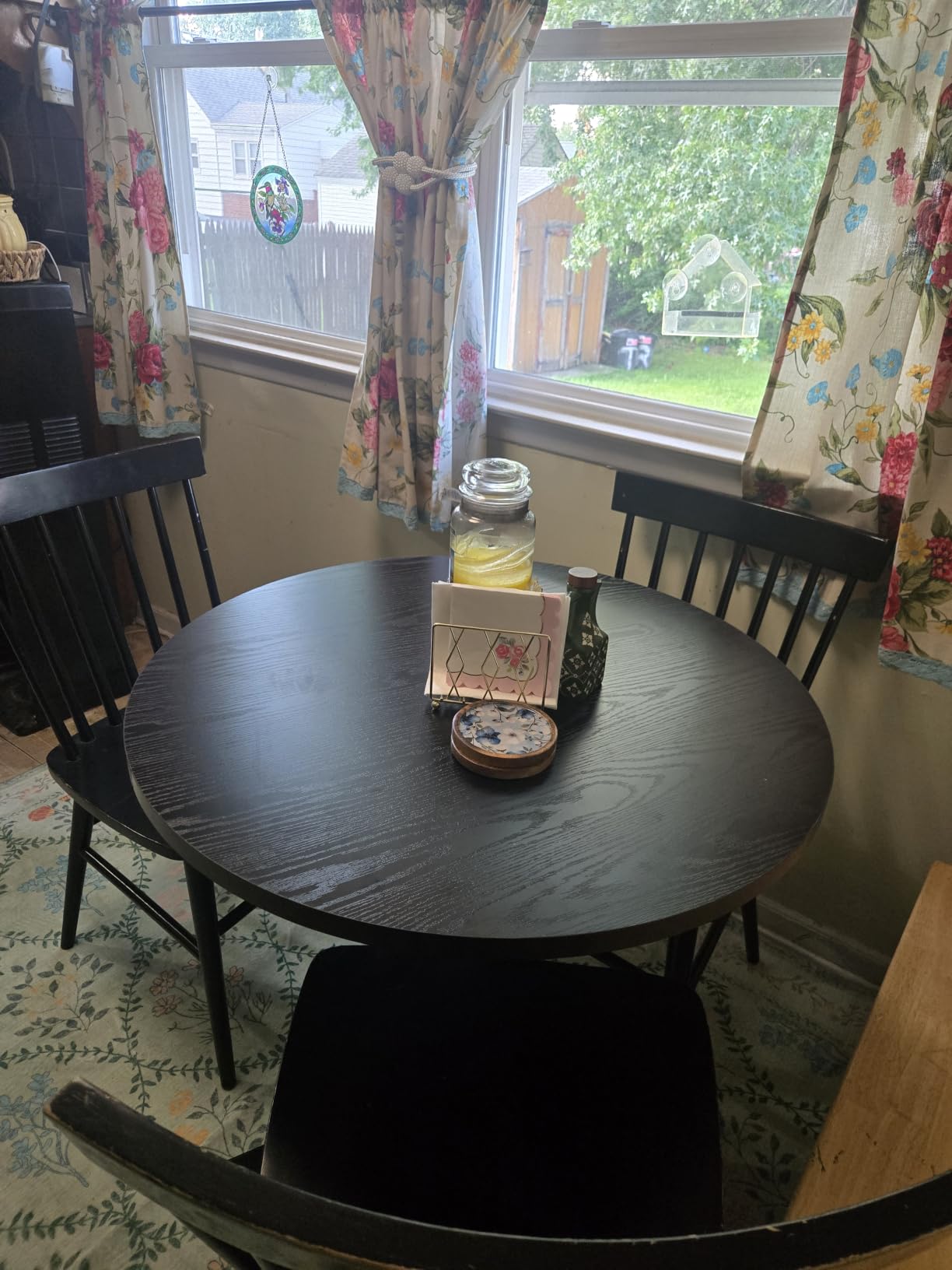 VASAGLE 31.5-Inch Dining Table, Small Round Kitchen Table for 4 People customer photo 1